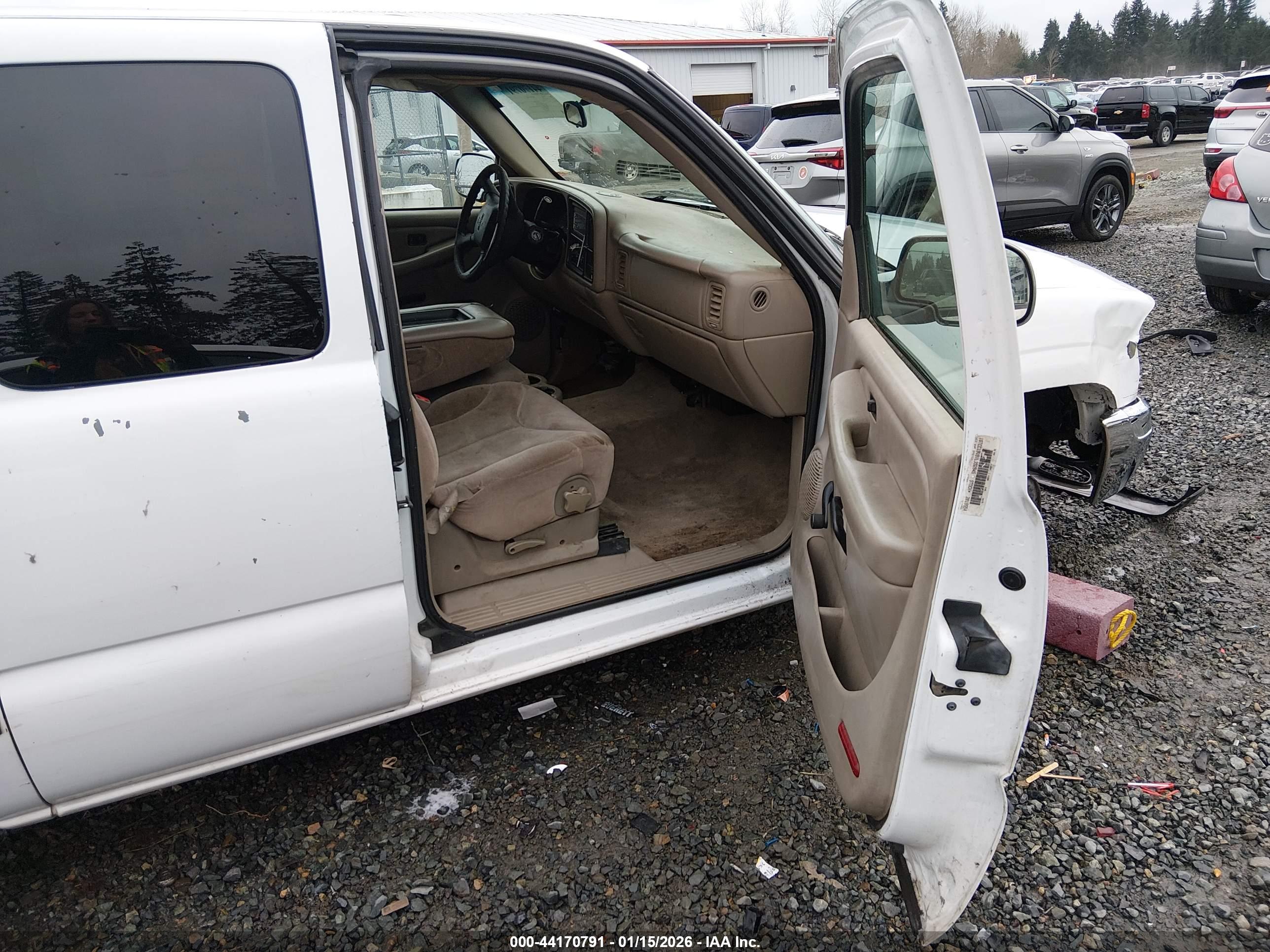 GMC SIERRA image 5