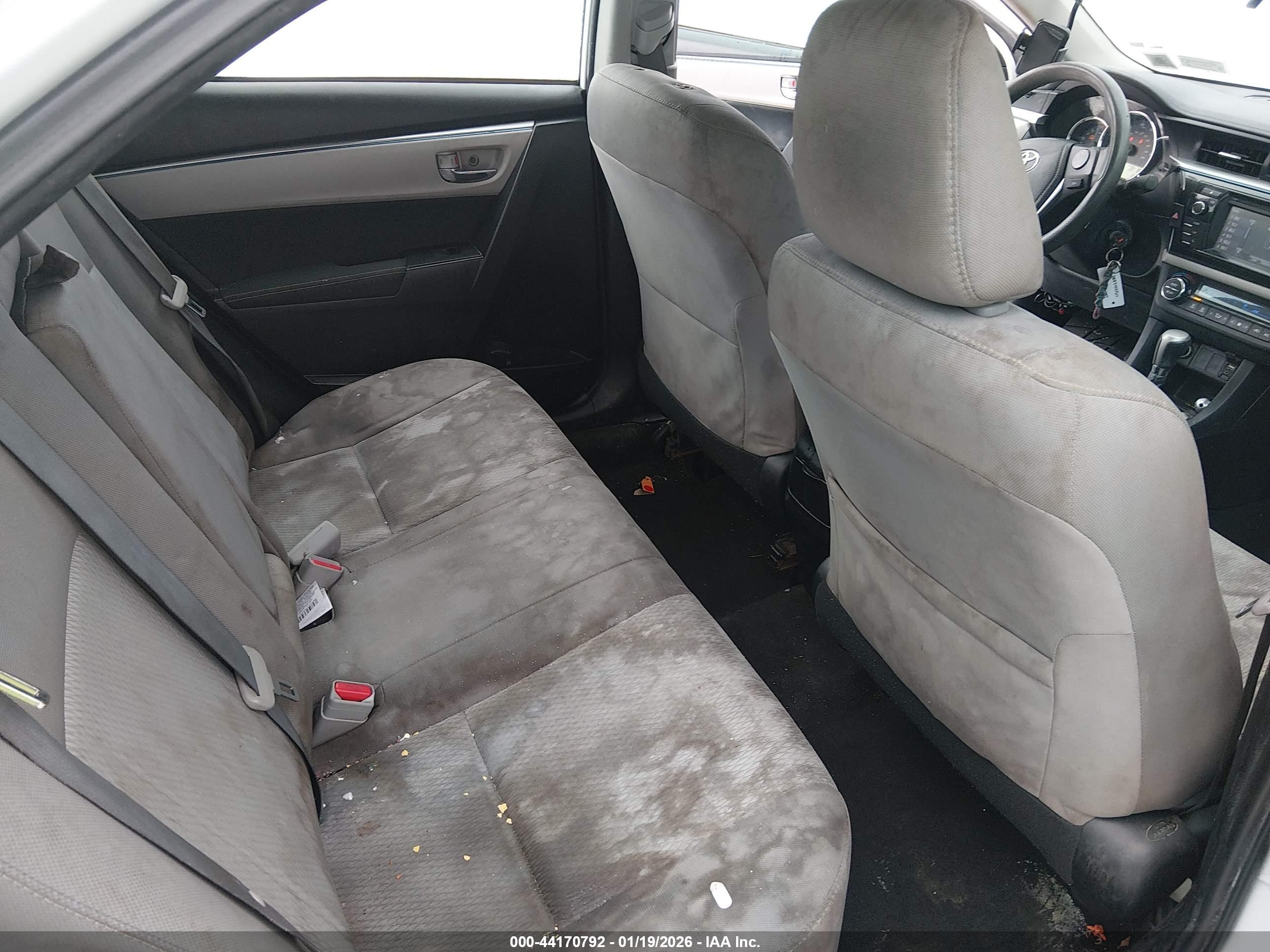 TOYOTA COROLLA image 8