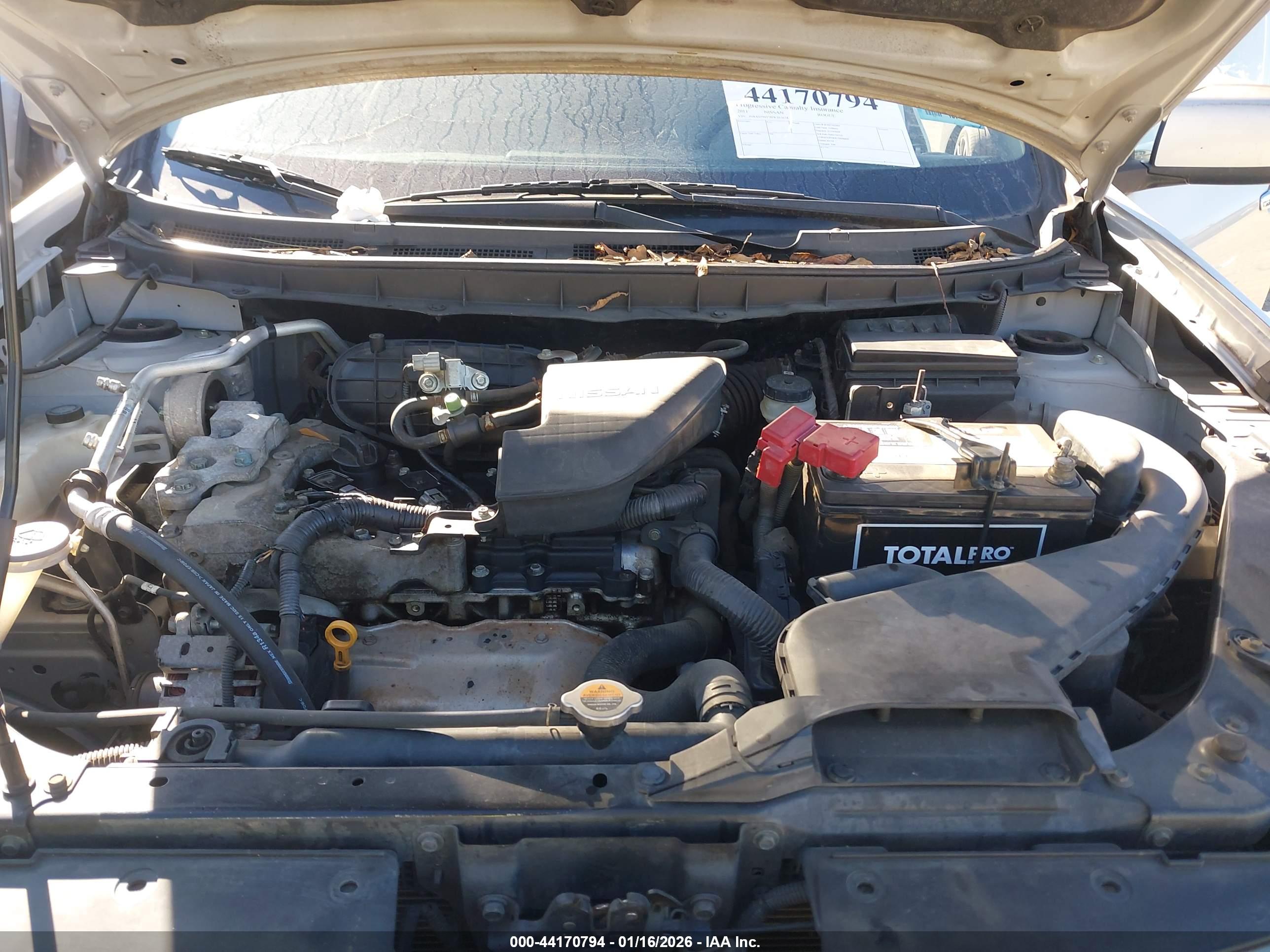 NISSAN ROGUE image 10