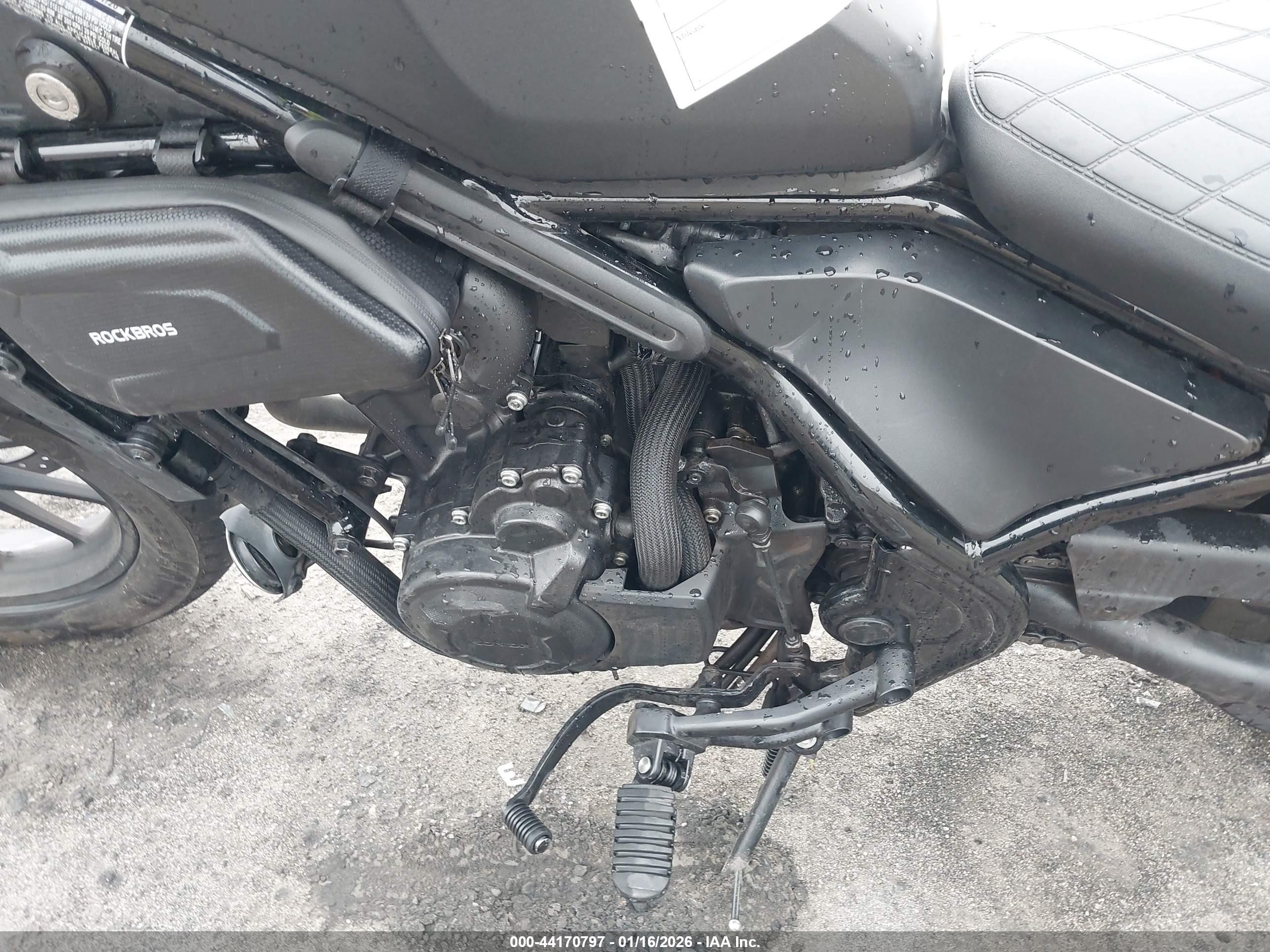 HONDA CMX500 image 9