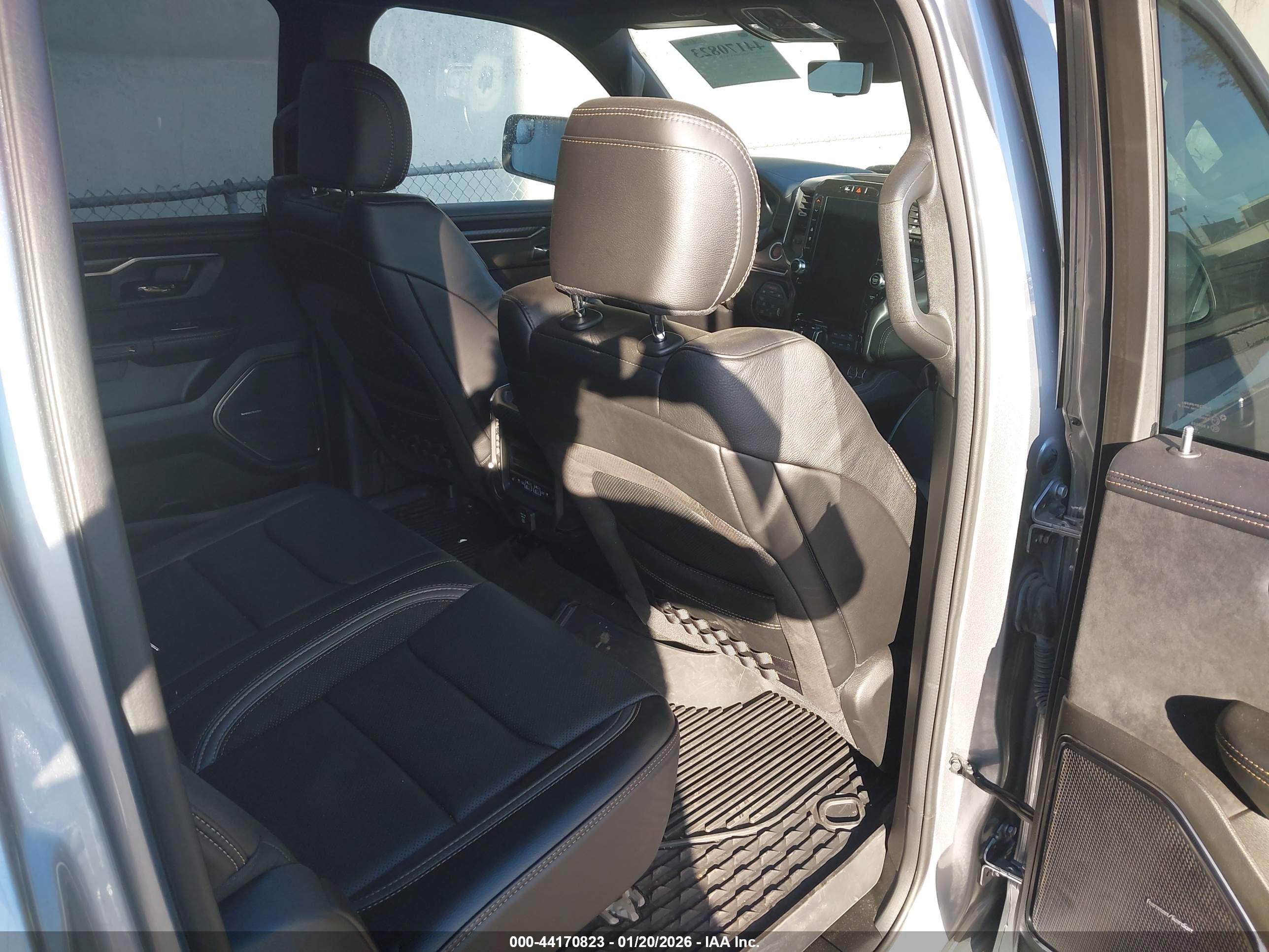 RAM 1500 image 8