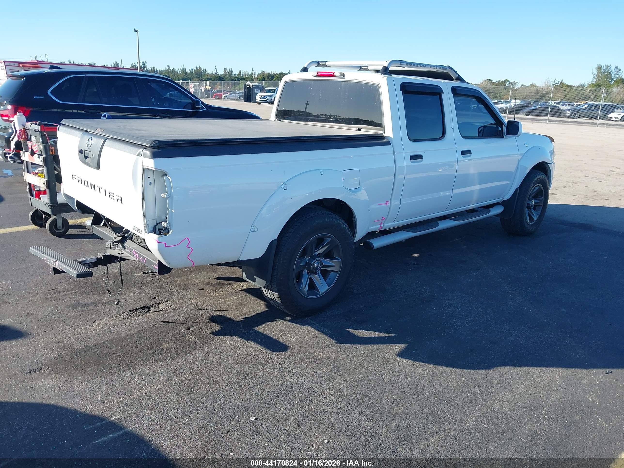 NISSAN FRONTIER image 4