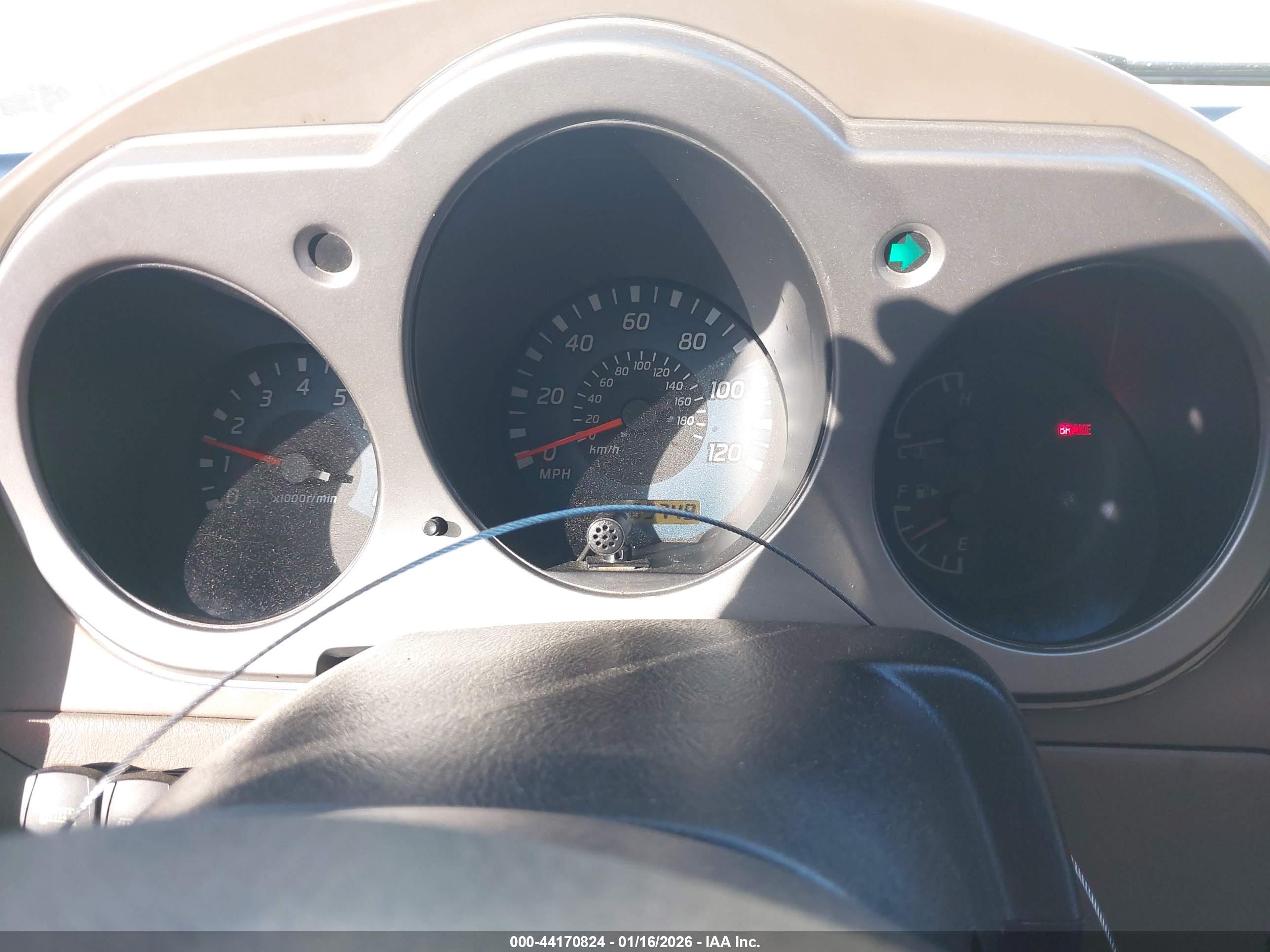NISSAN FRONTIER image 7