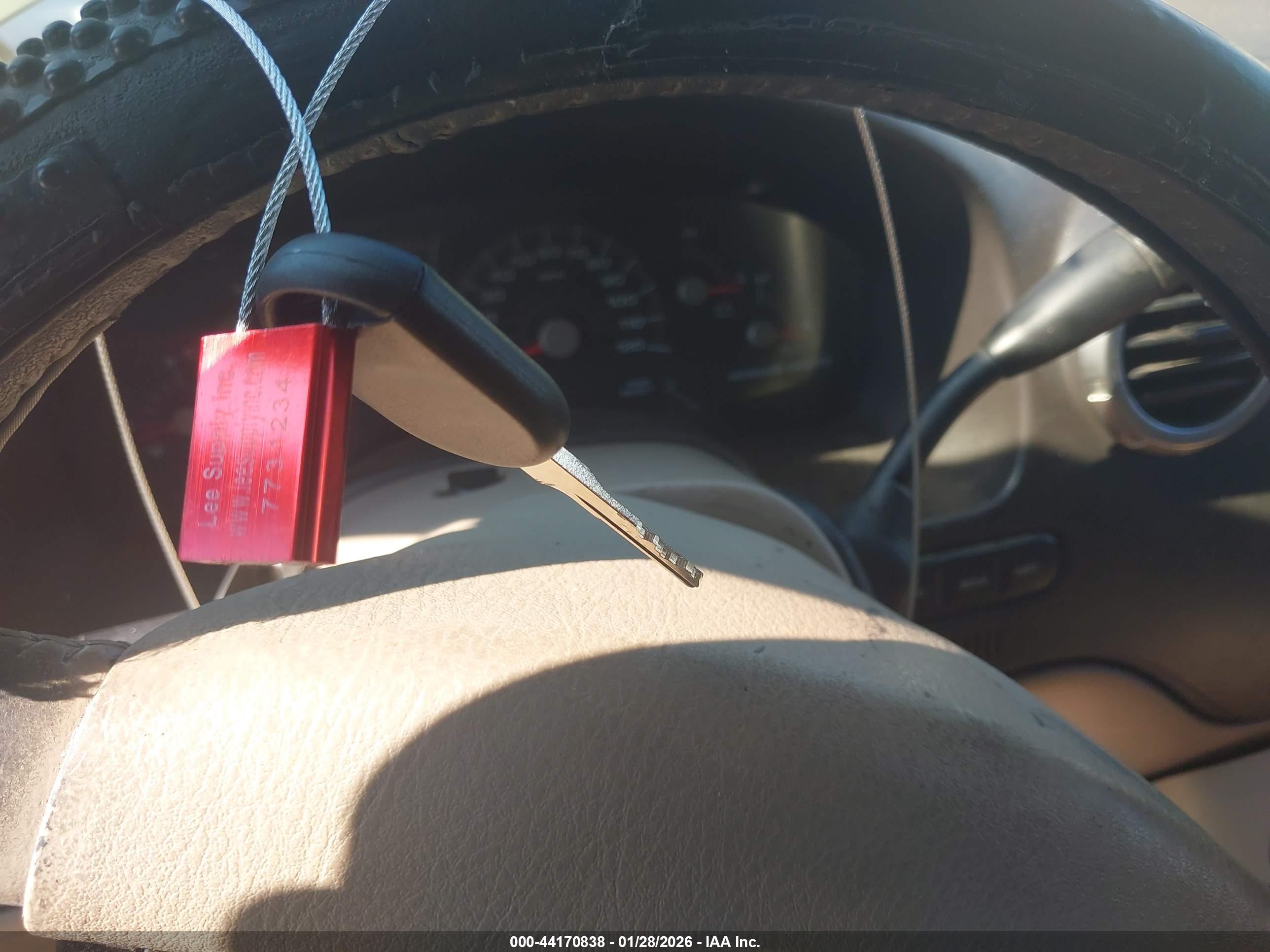 FORD EXPEDITION image 11