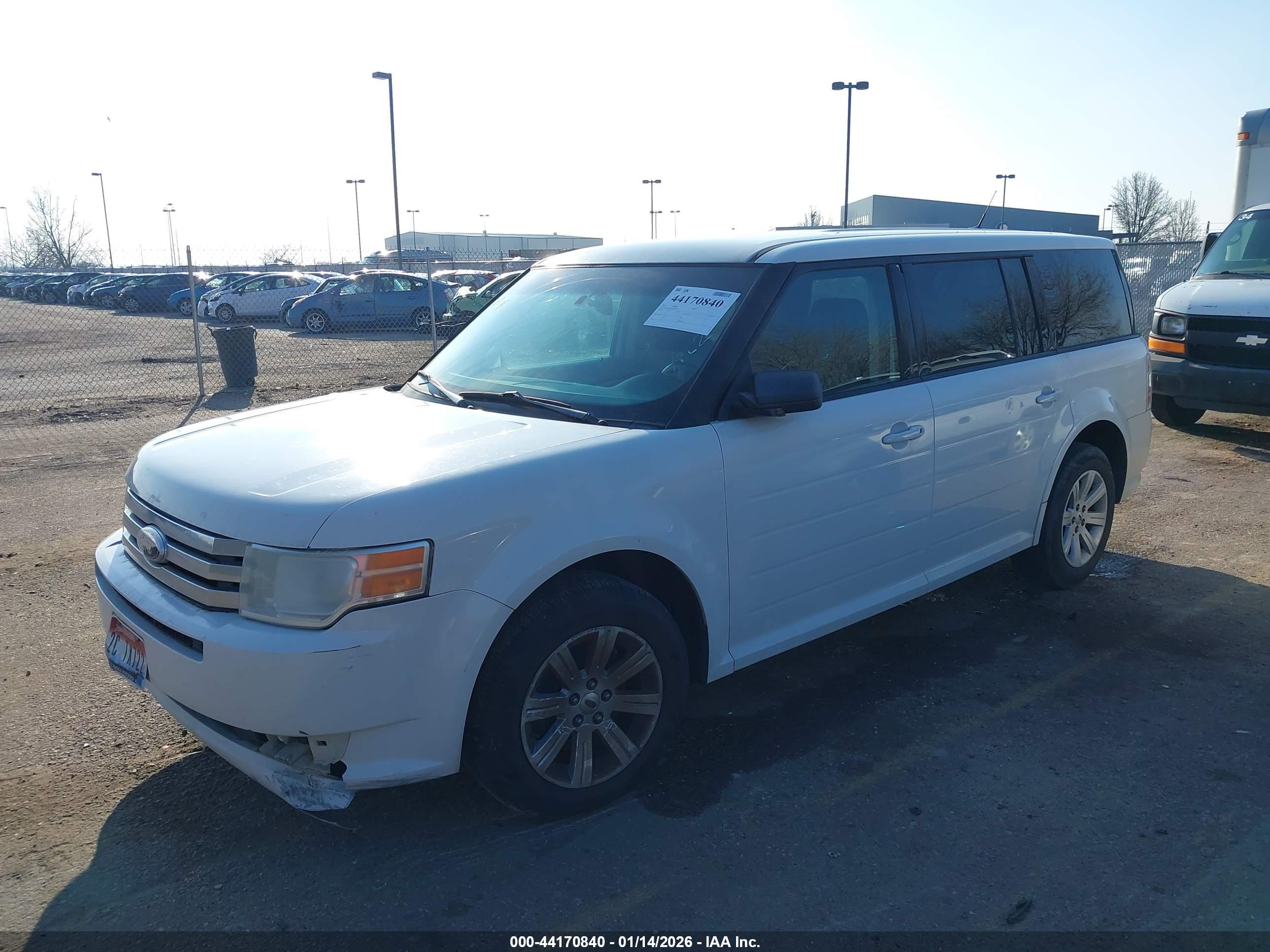 FORD FLEX image 2