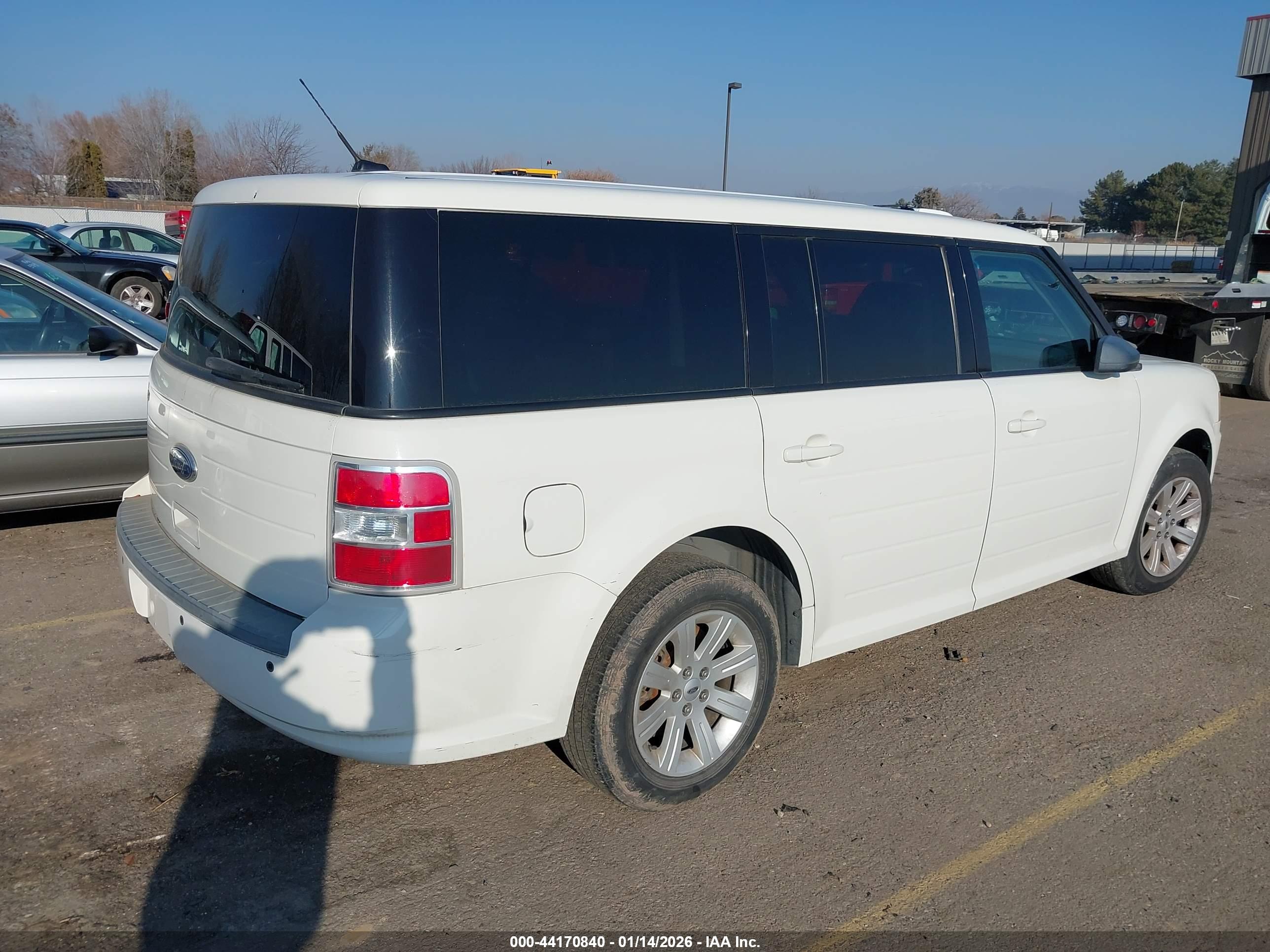 FORD FLEX image 4