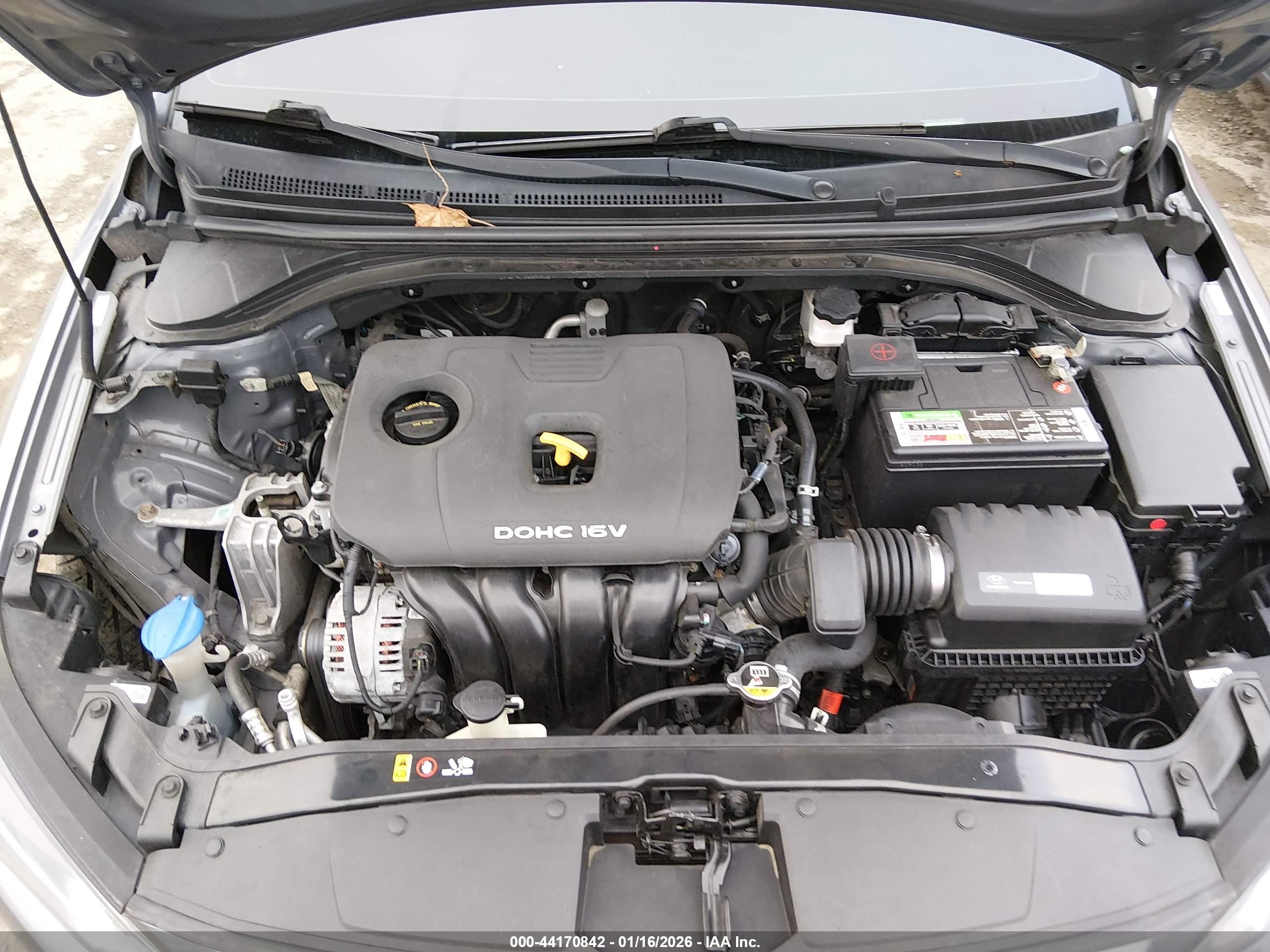 HYUNDAI ELANTRA image 10