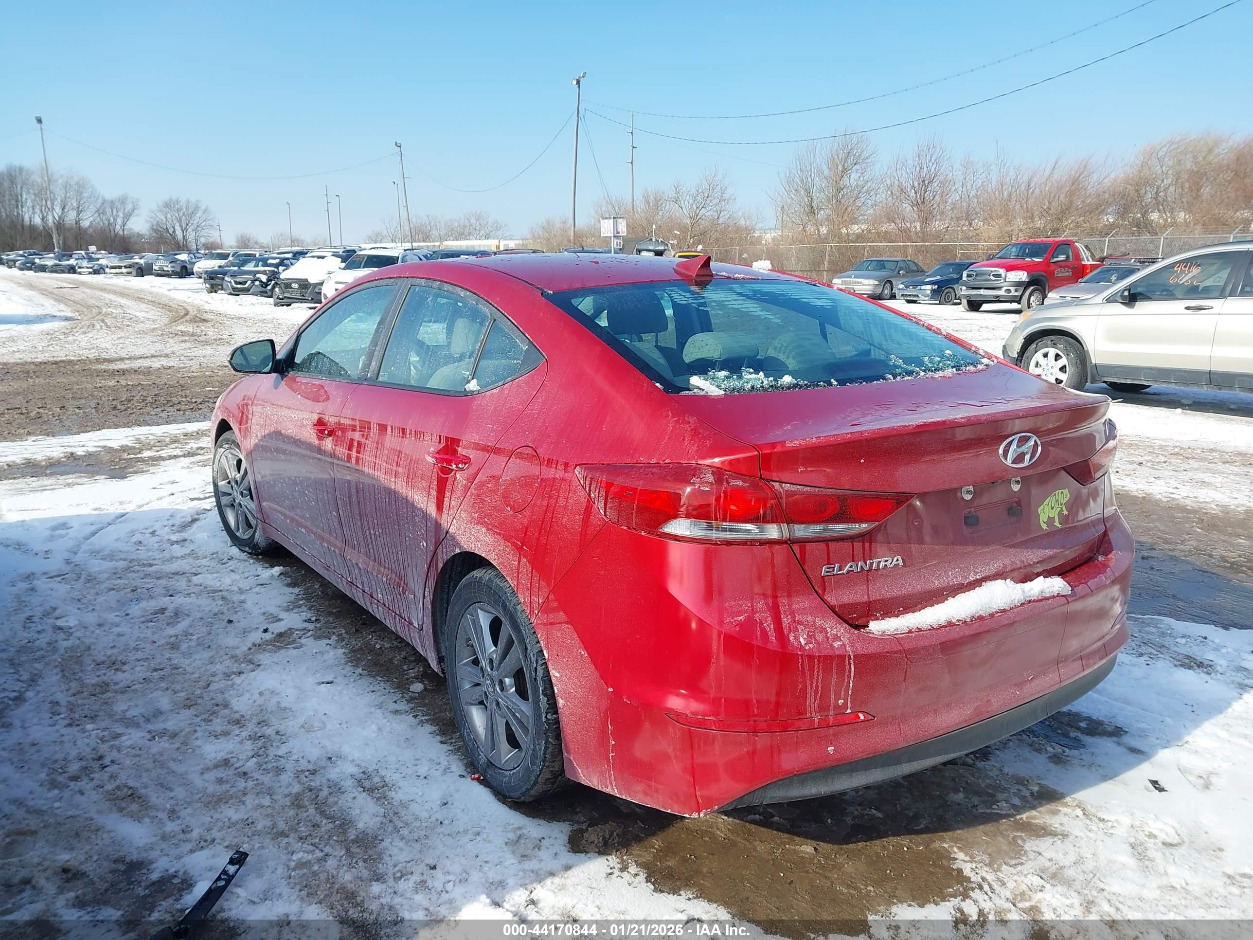 HYUNDAI ELANTRA image 3