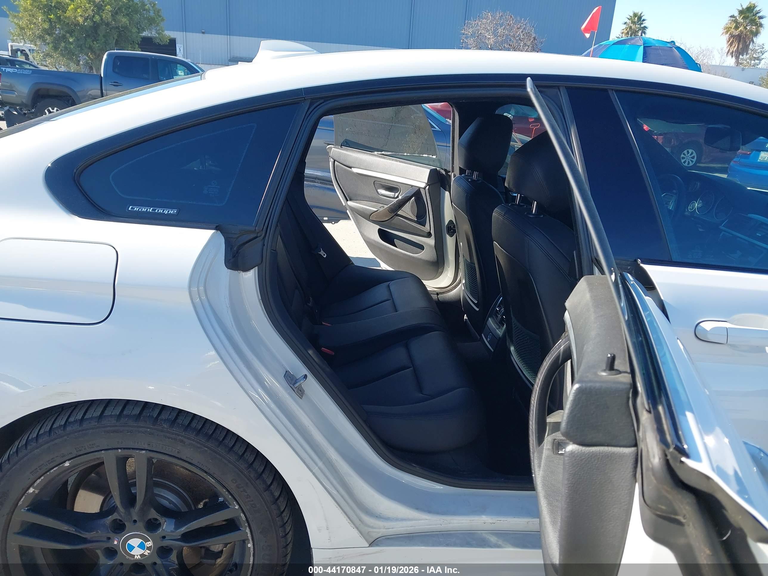 BMW 430I image 8