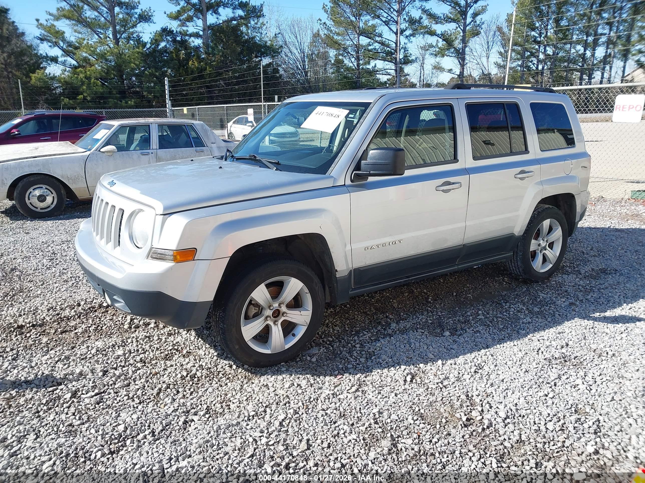 JEEP PATRIOT image 2