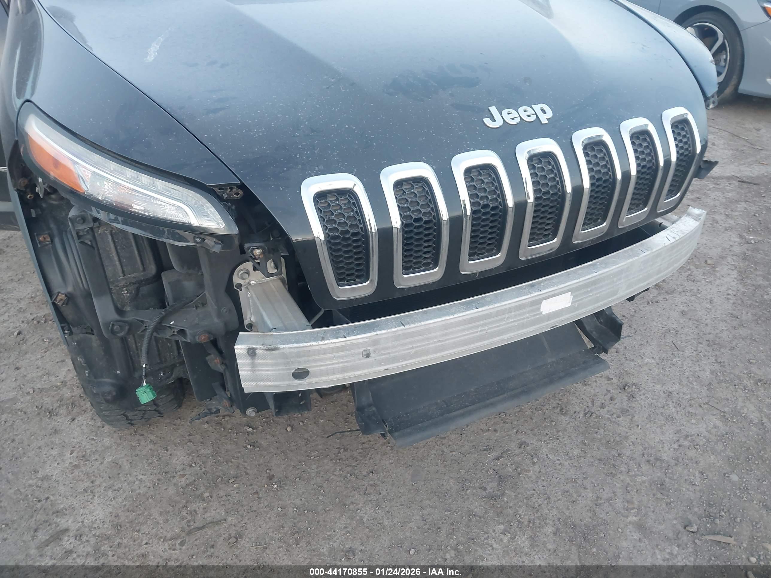 JEEP CHEROKEE image 6