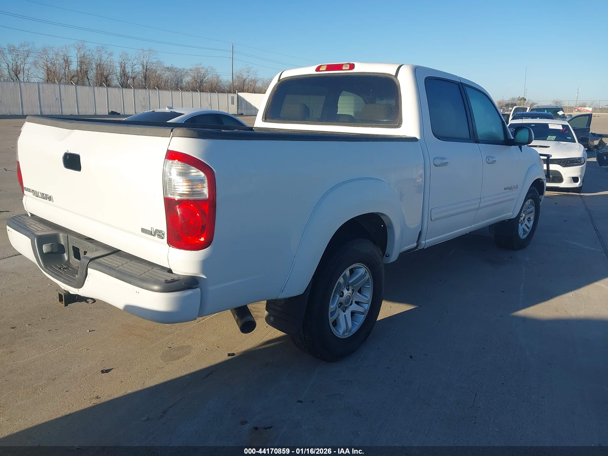 TOYOTA TUNDRA image 4