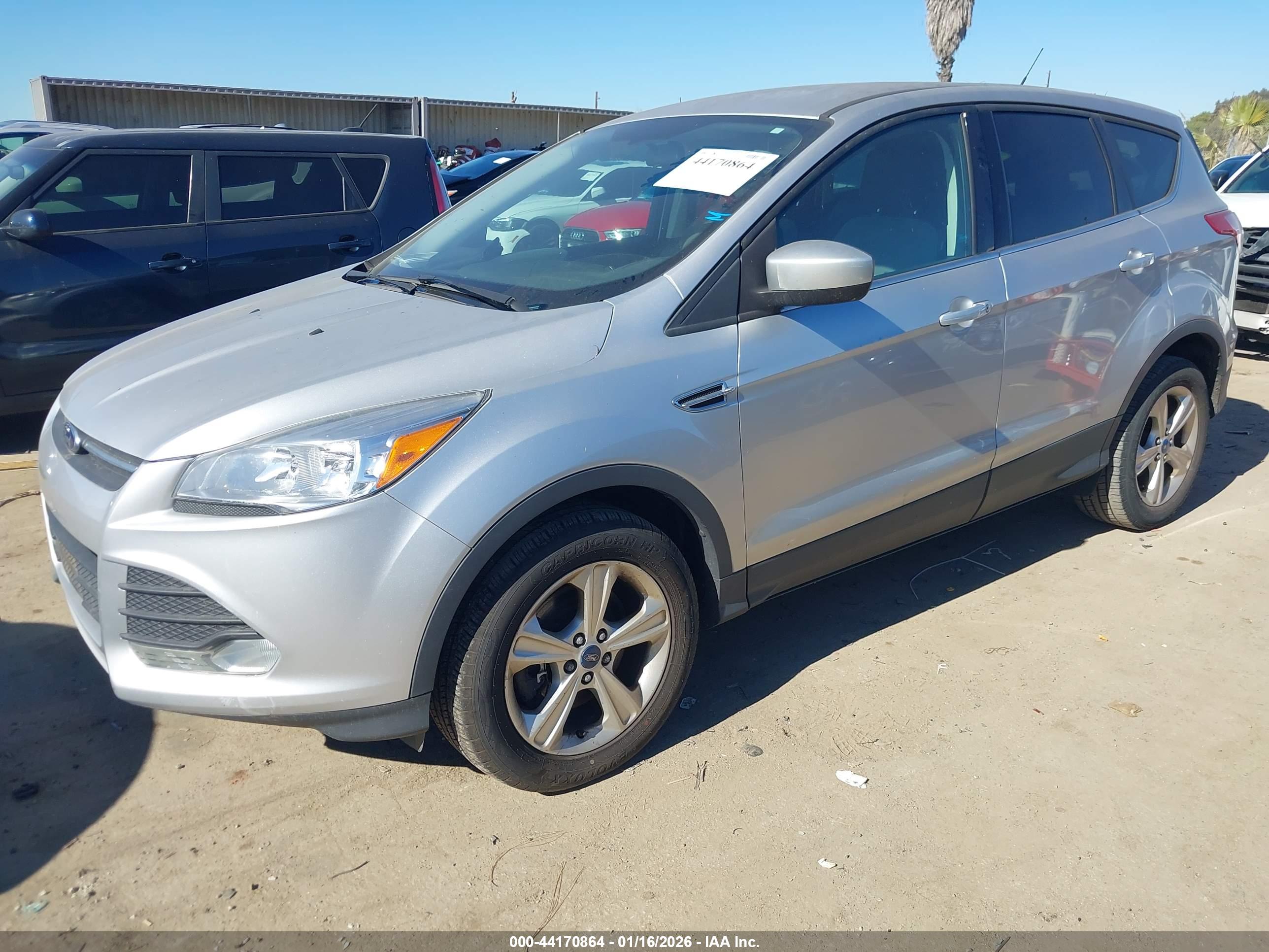 FORD ESCAPE image 2