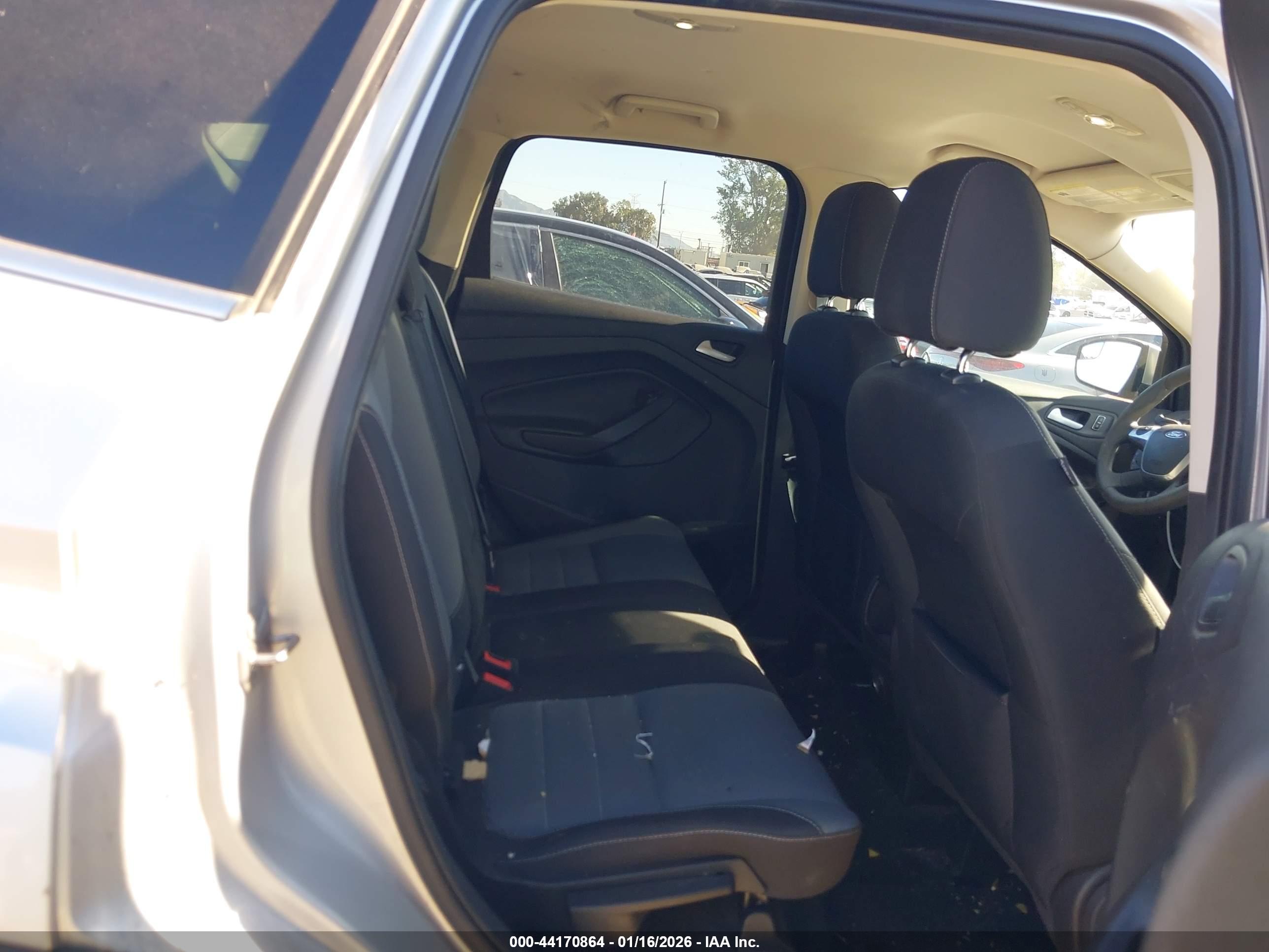 FORD ESCAPE image 8
