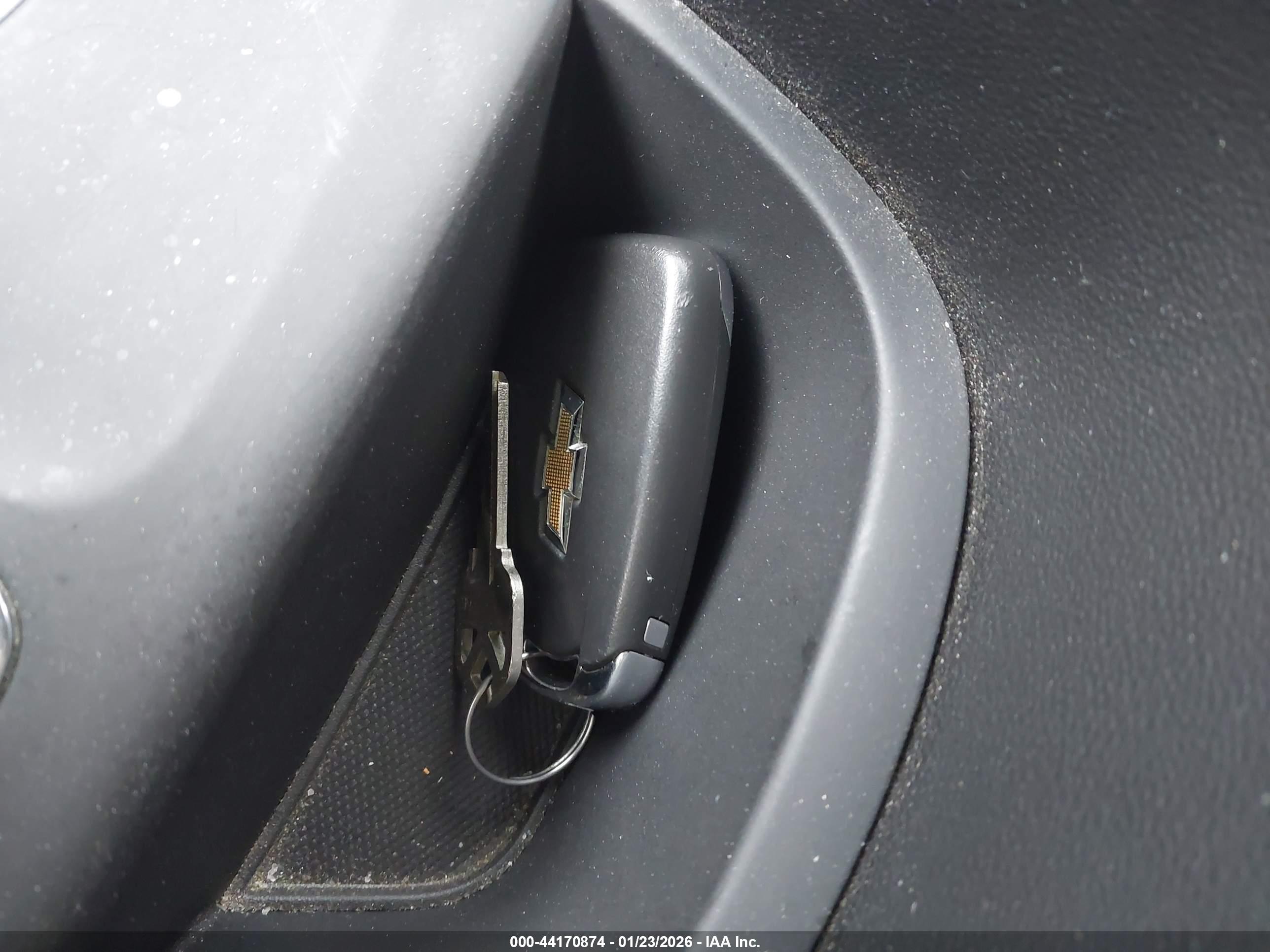 CHEVROLET EQUINOX image 11