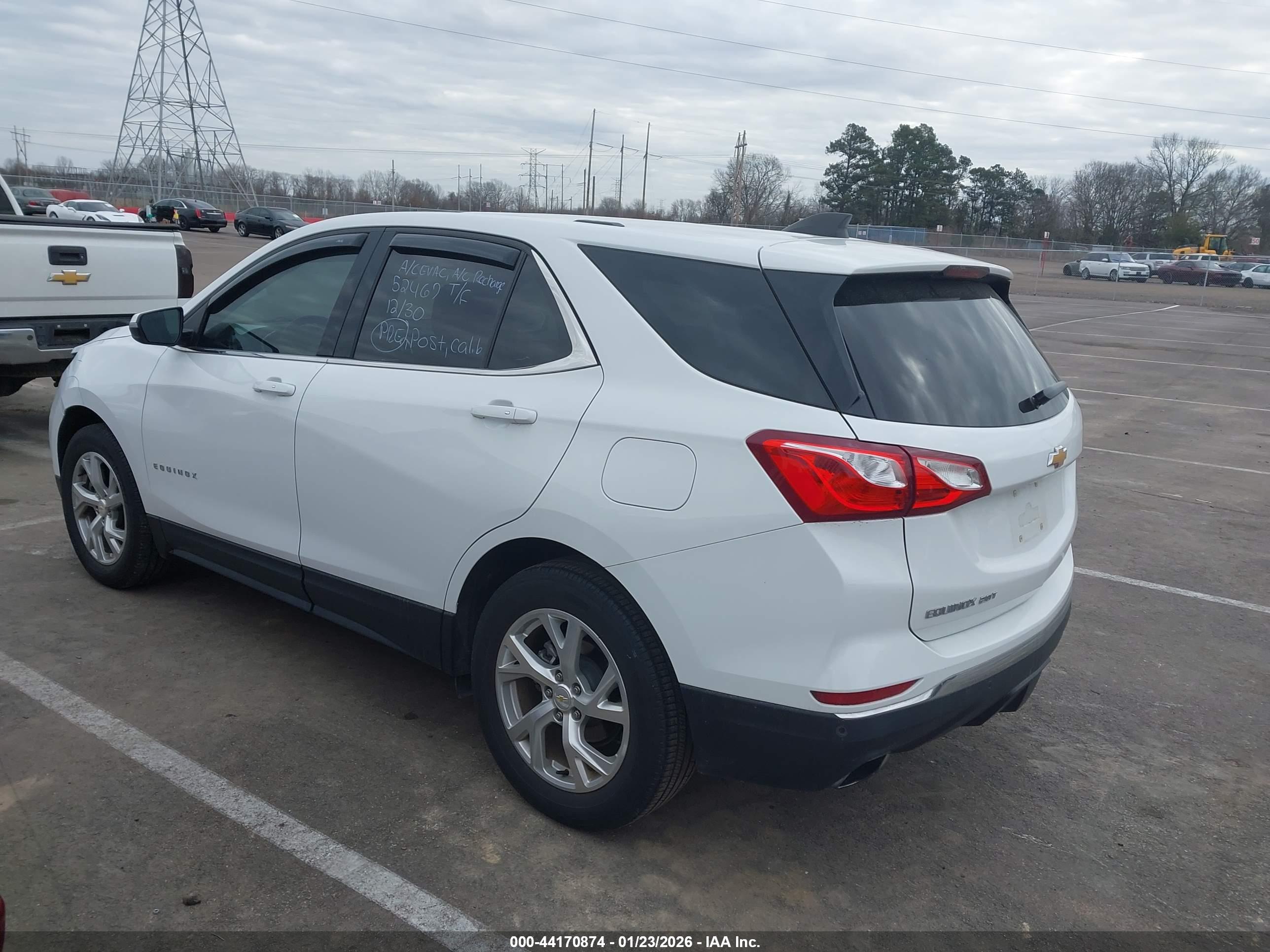CHEVROLET EQUINOX image 3
