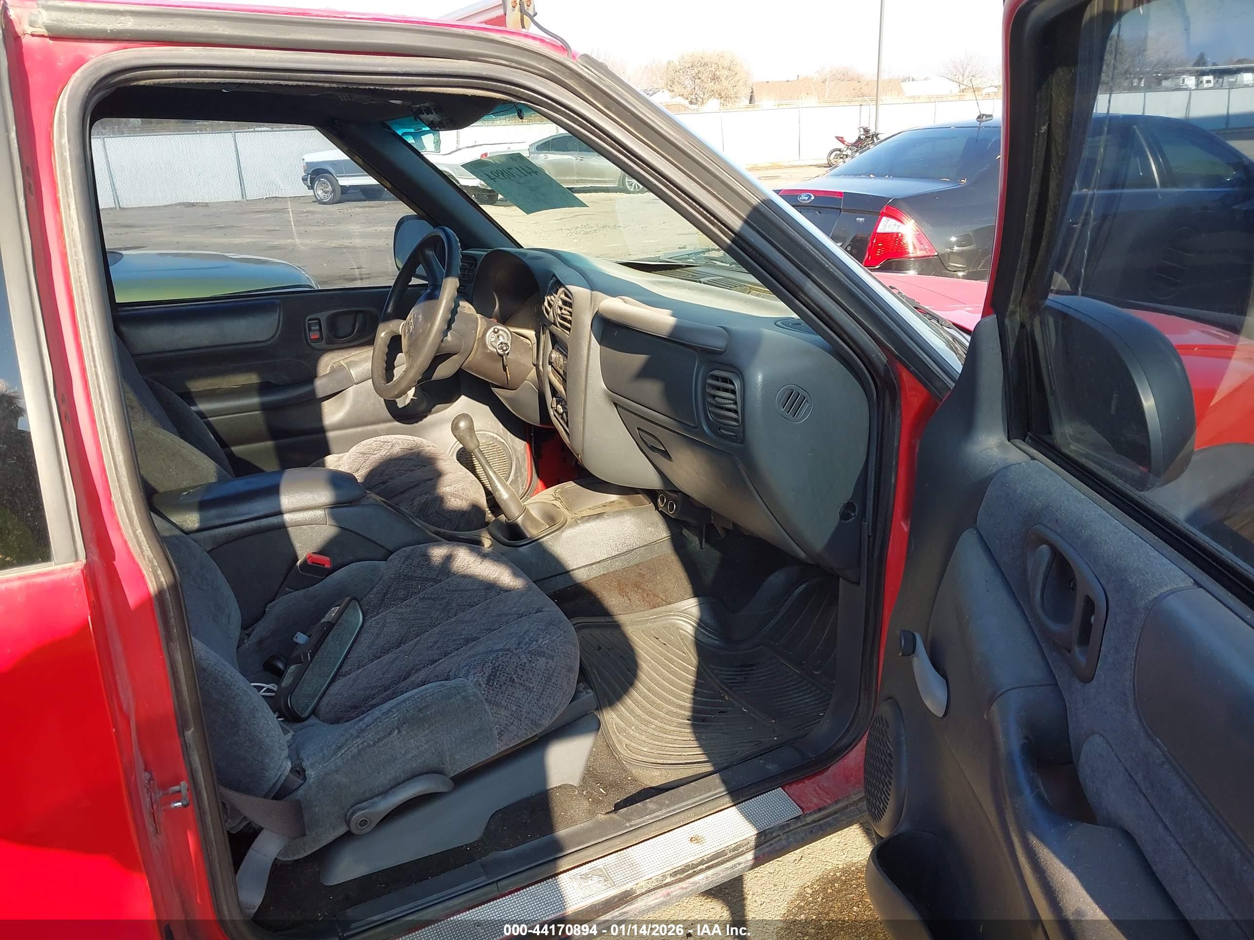 GMC SONOMA image 5