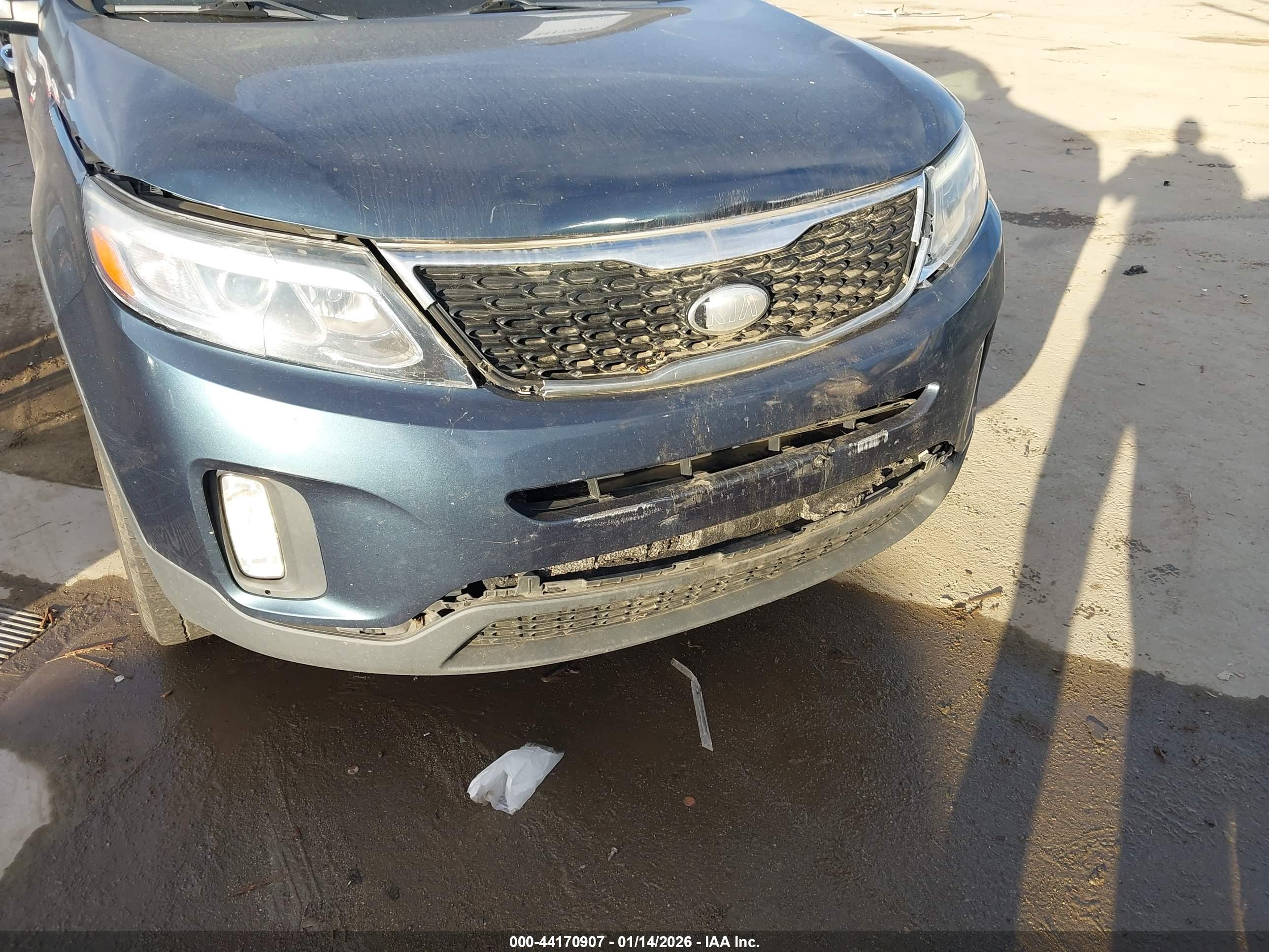 KIA SORENTO image 6