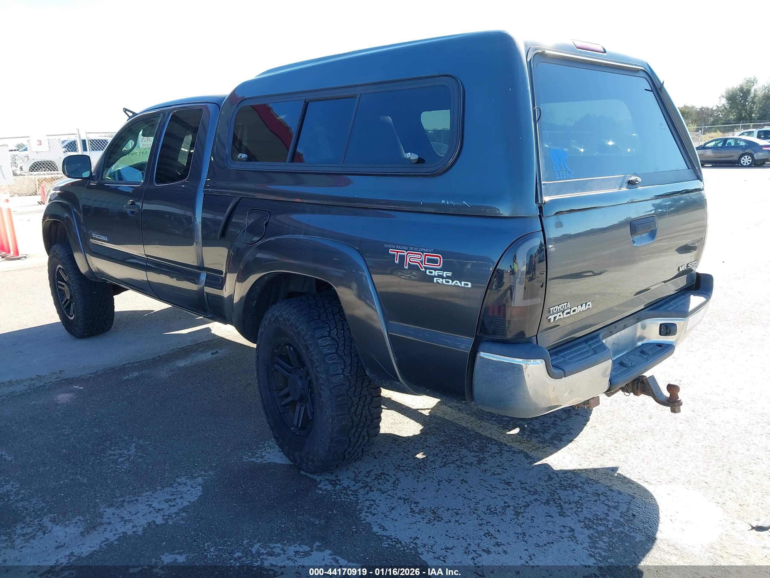 TOYOTA TACOMA image 3