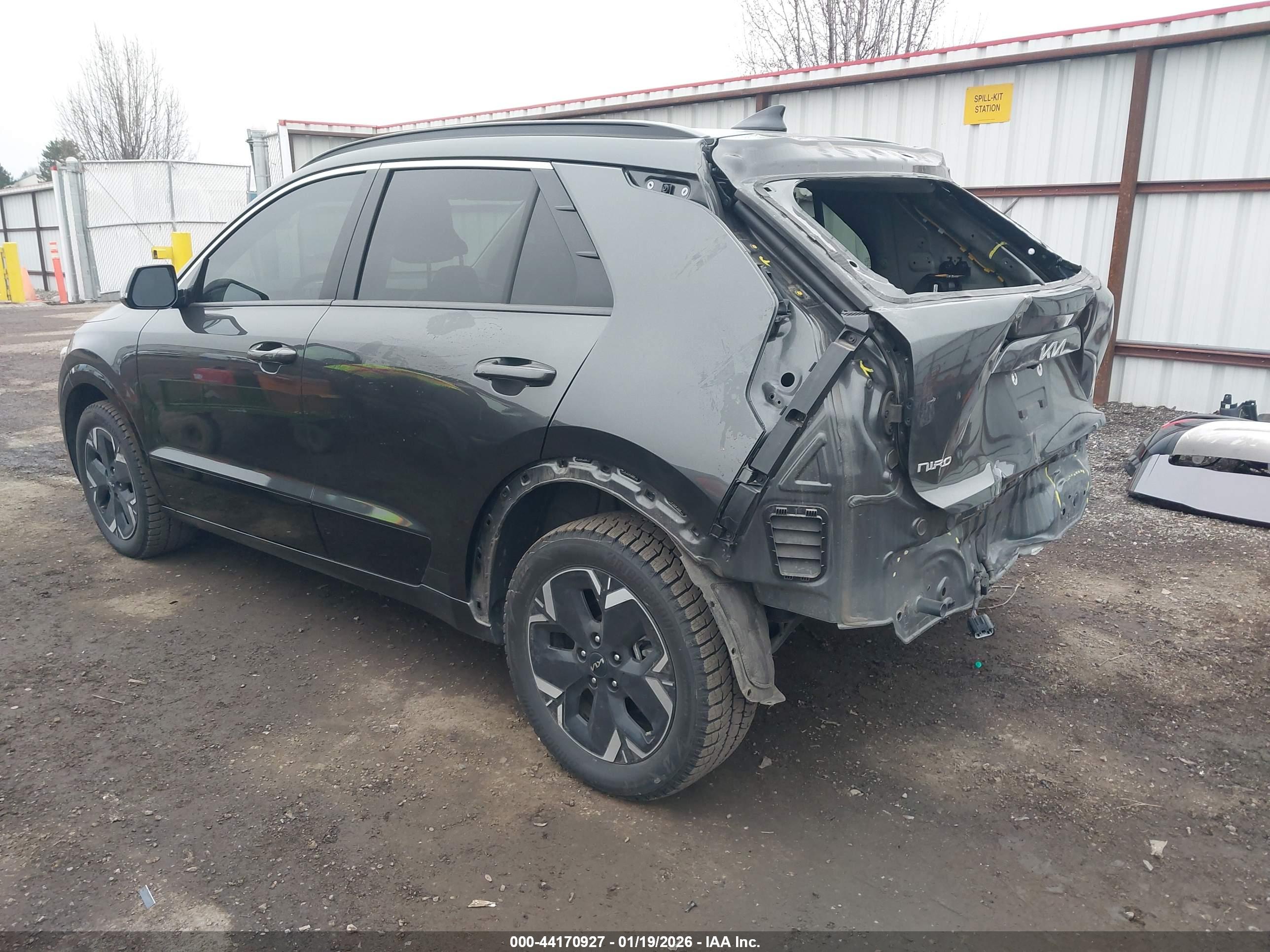 KIA NIRO image 3
