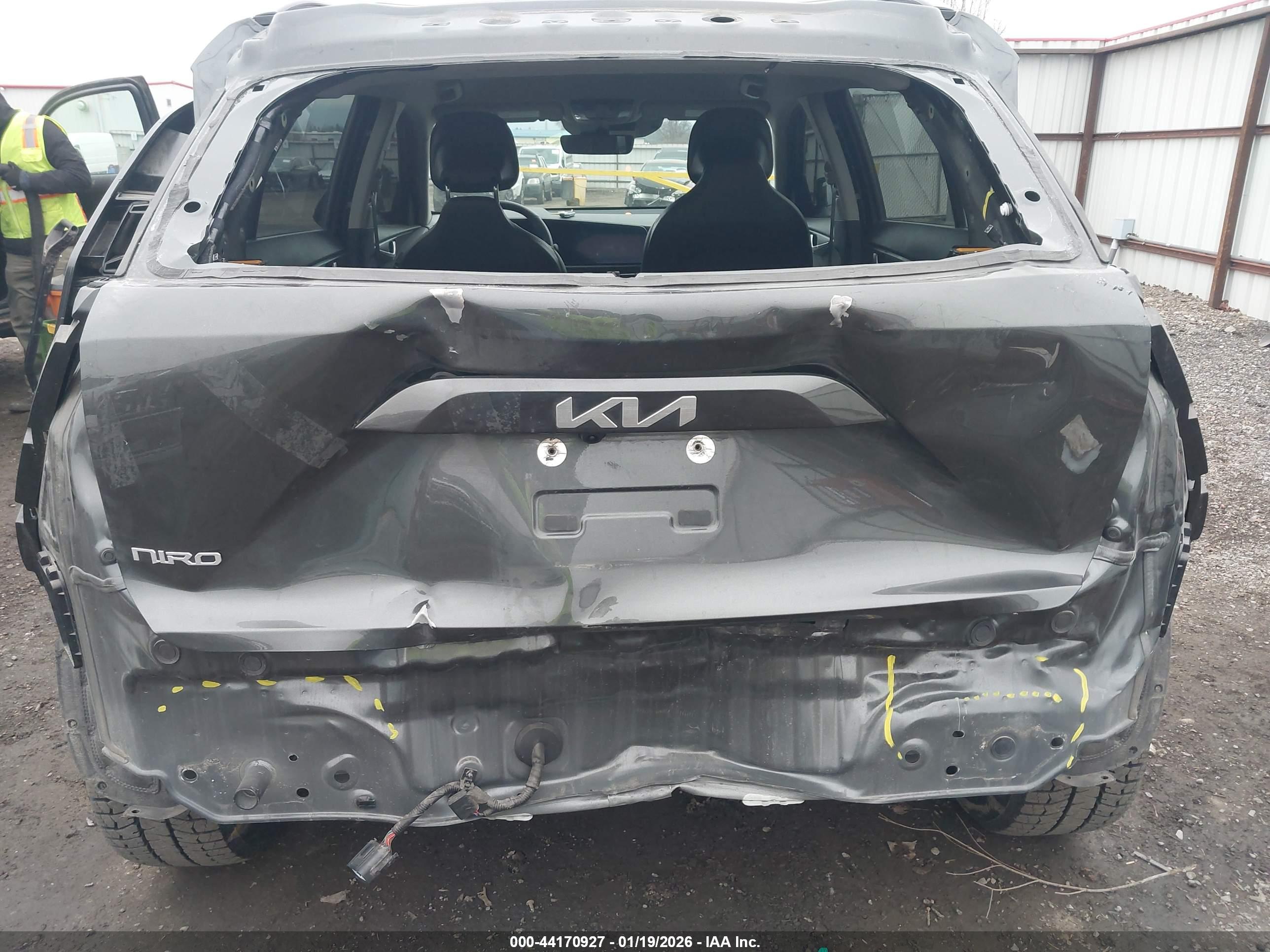 KIA NIRO image 6