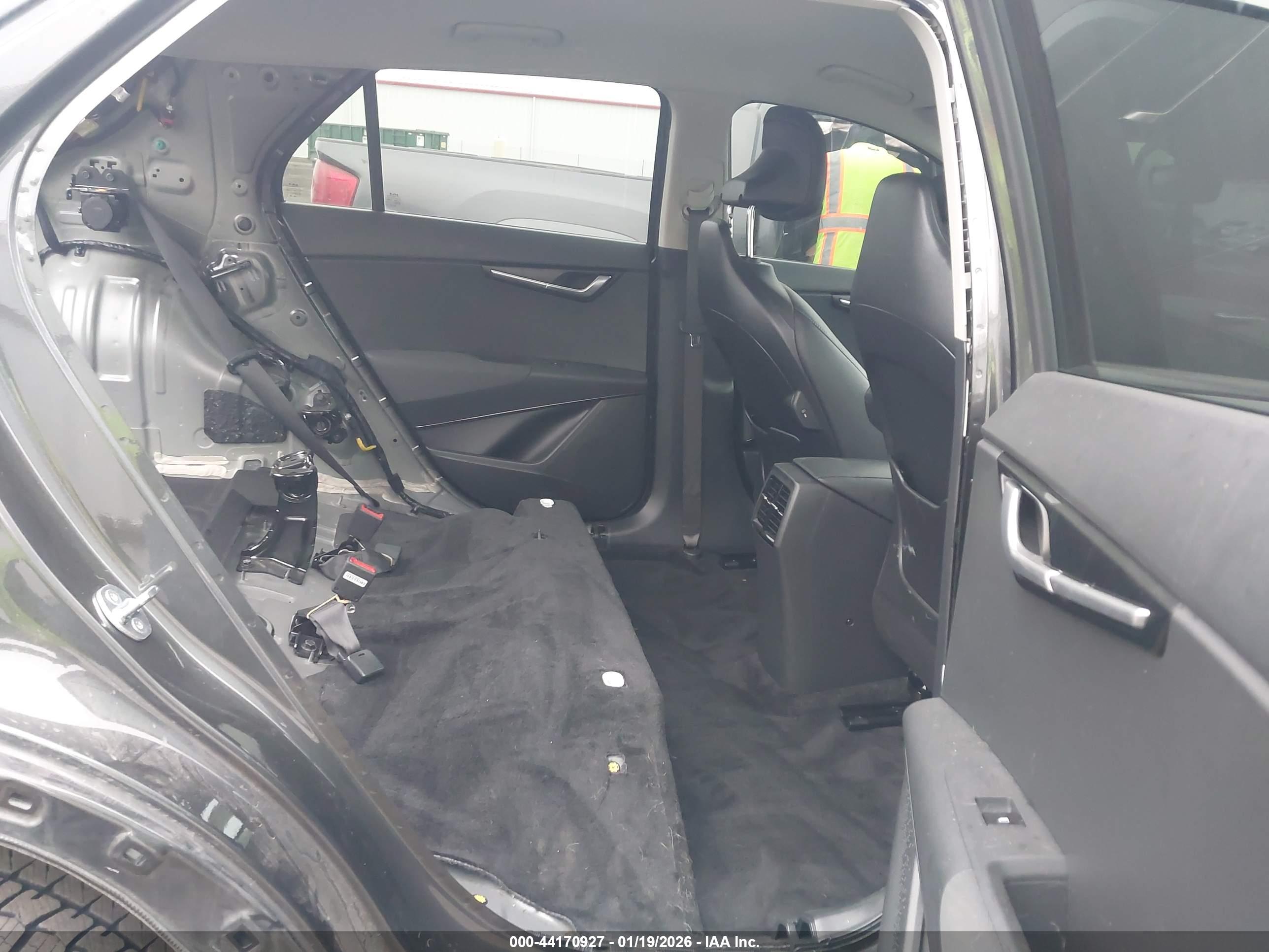 KIA NIRO image 8