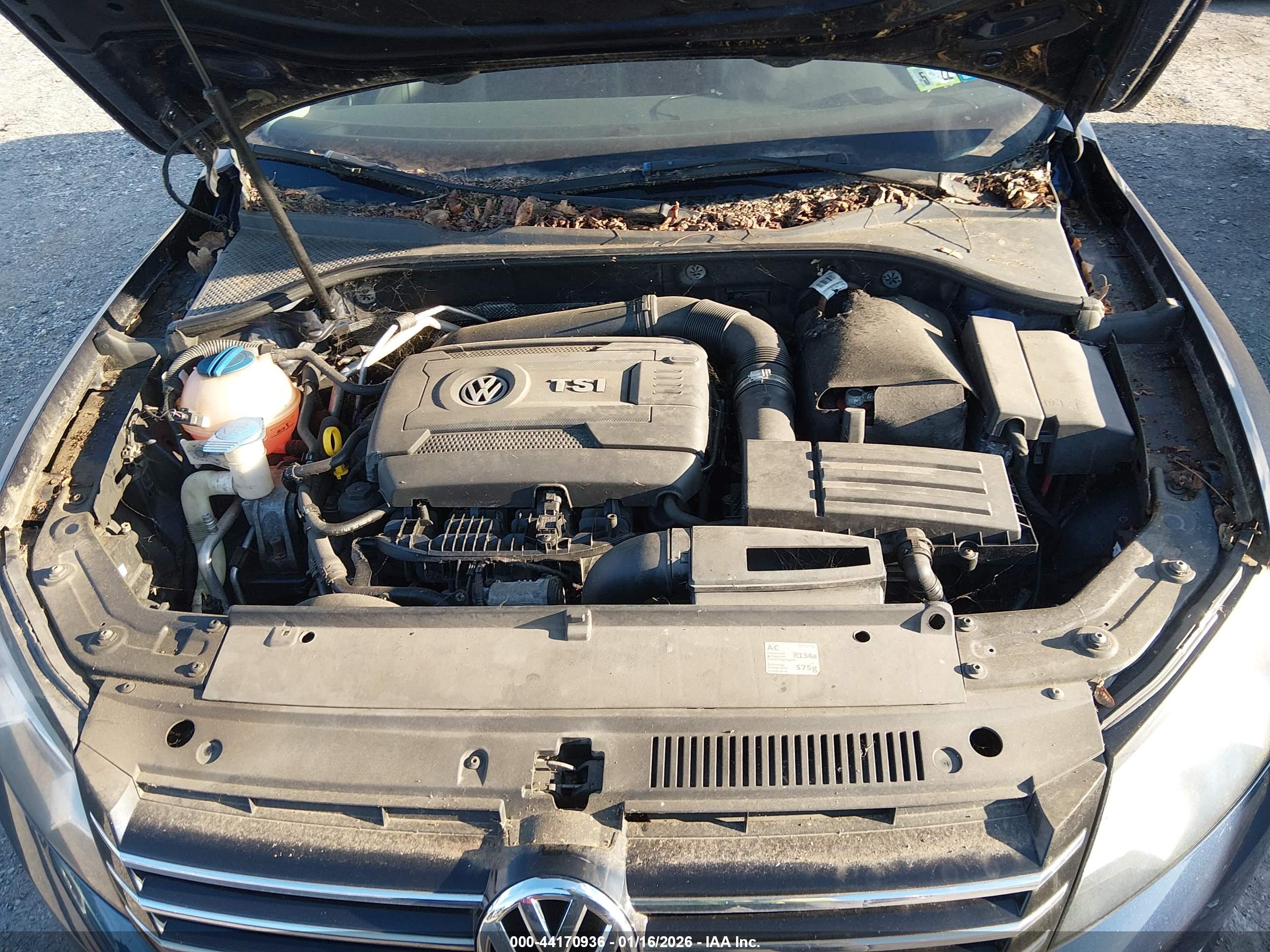VOLKSWAGEN PASSAT image 10
