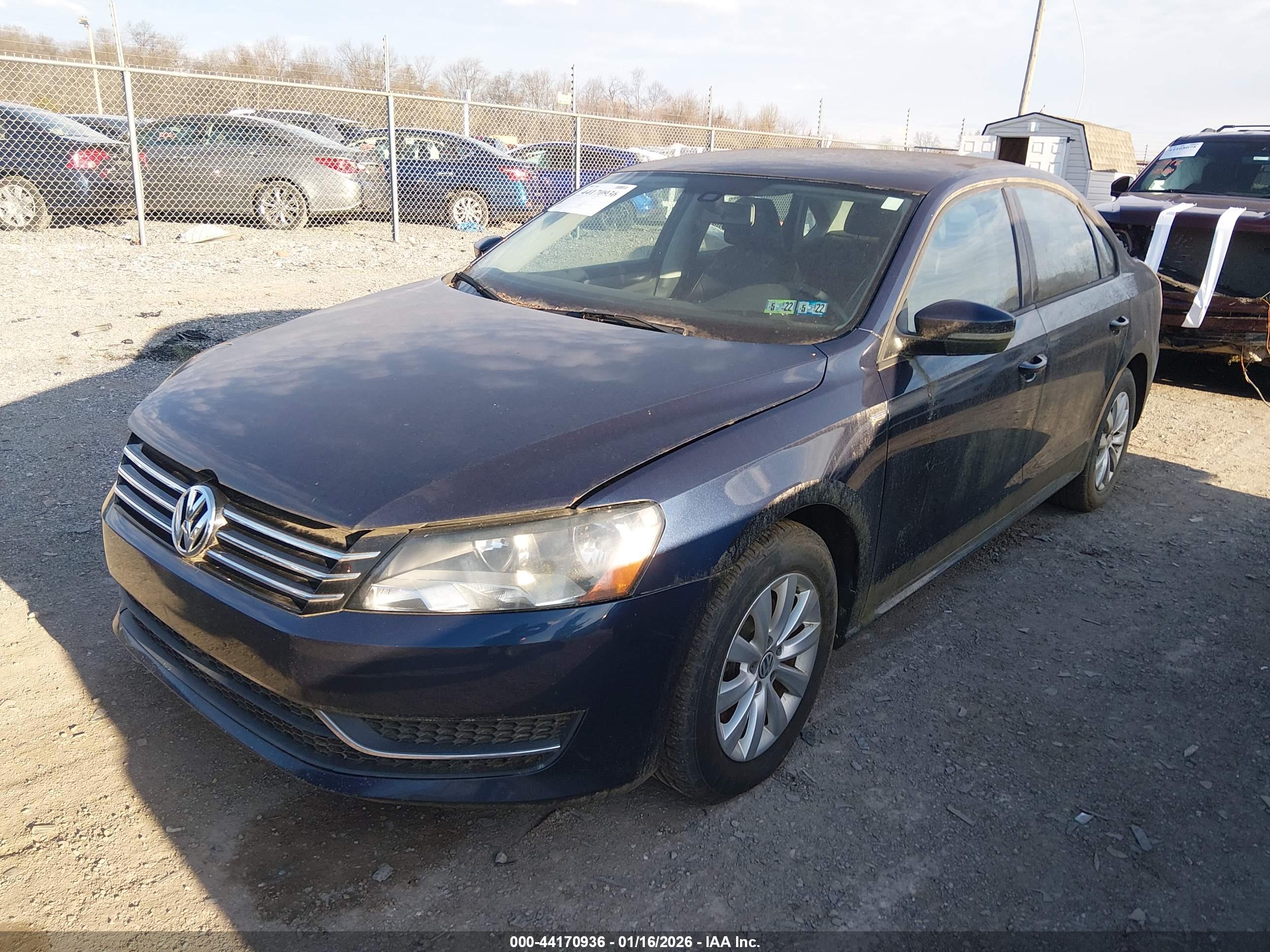 VOLKSWAGEN PASSAT image 2