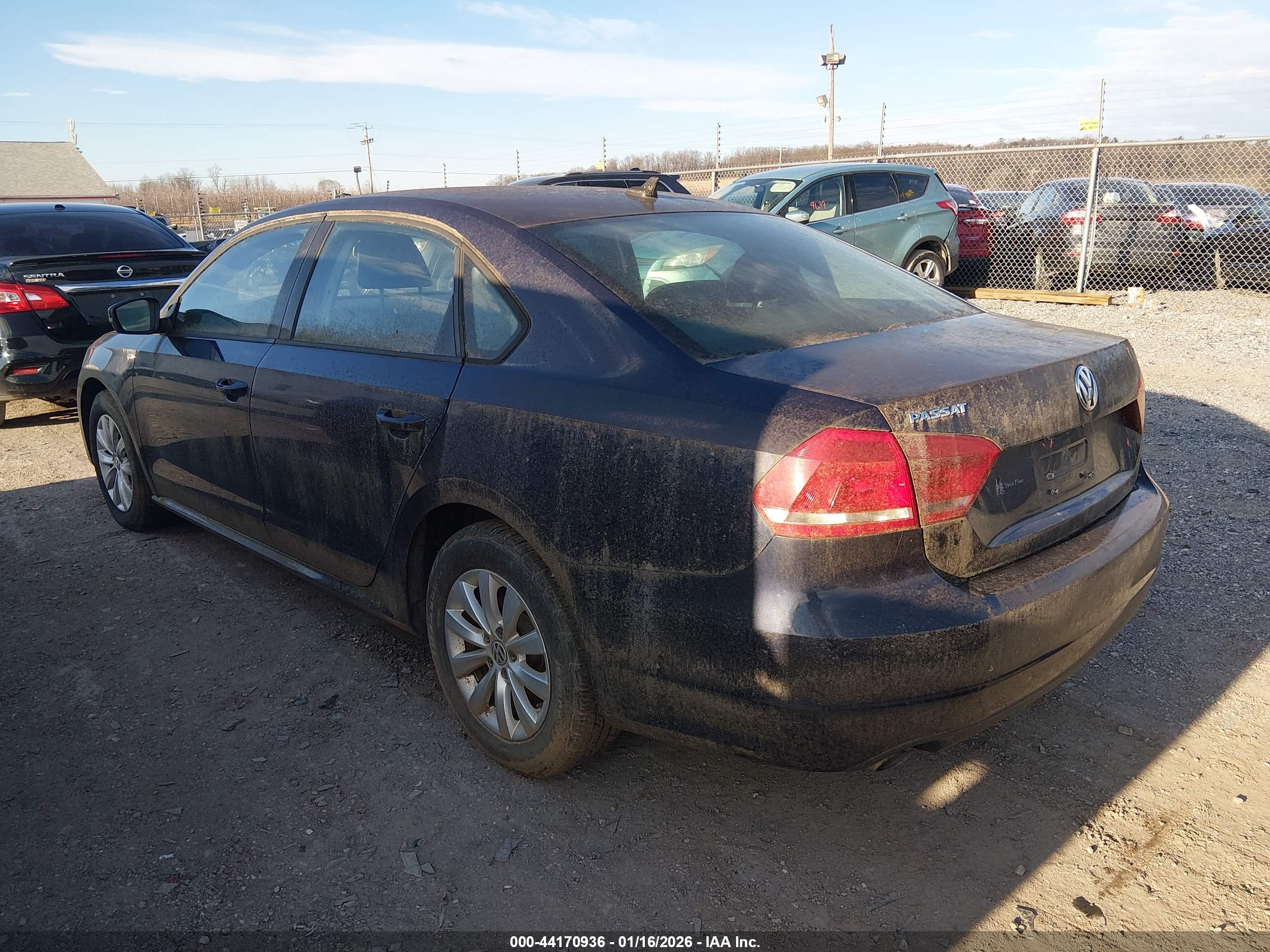 VOLKSWAGEN PASSAT image 3
