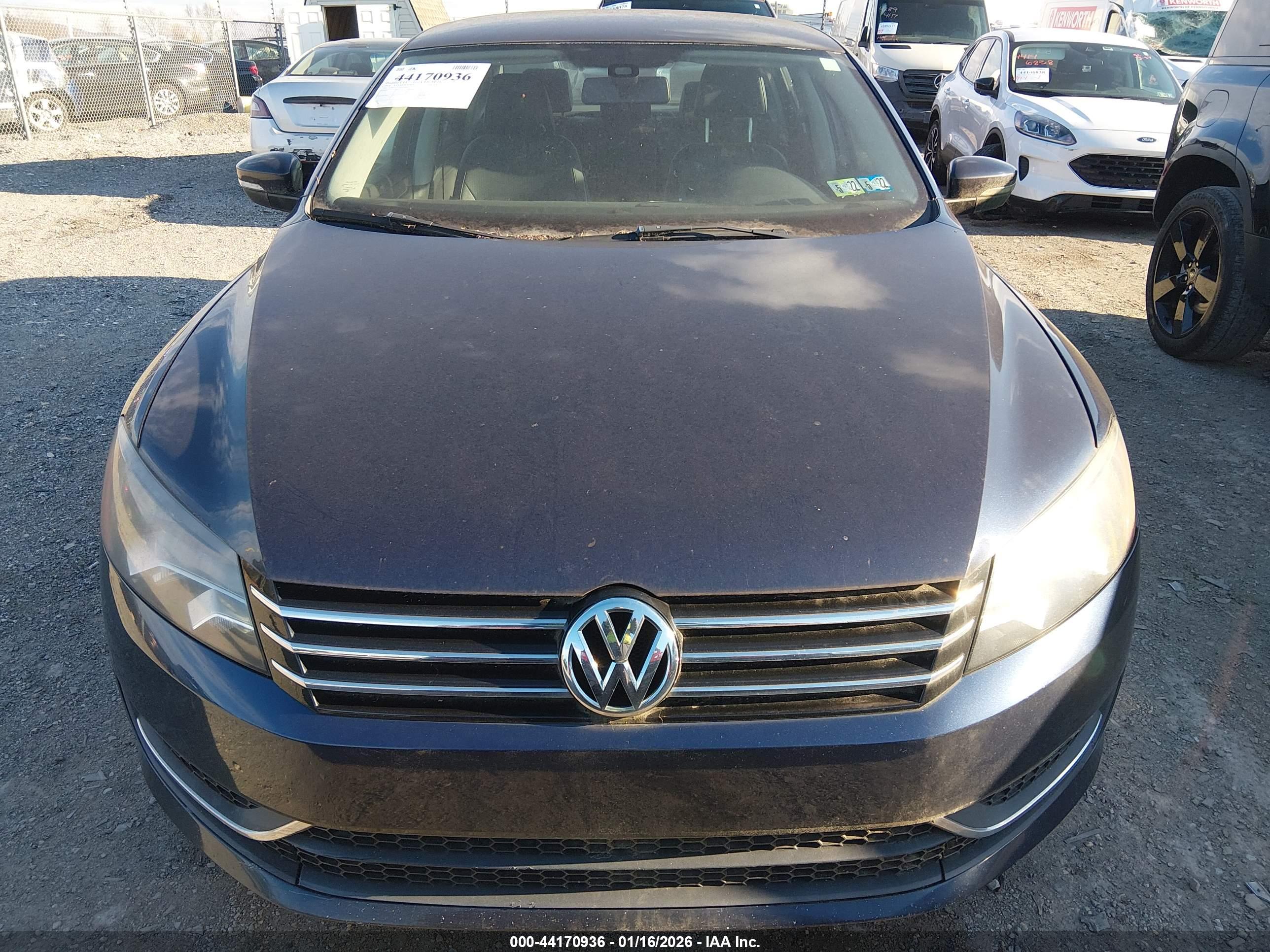 VOLKSWAGEN PASSAT image 6