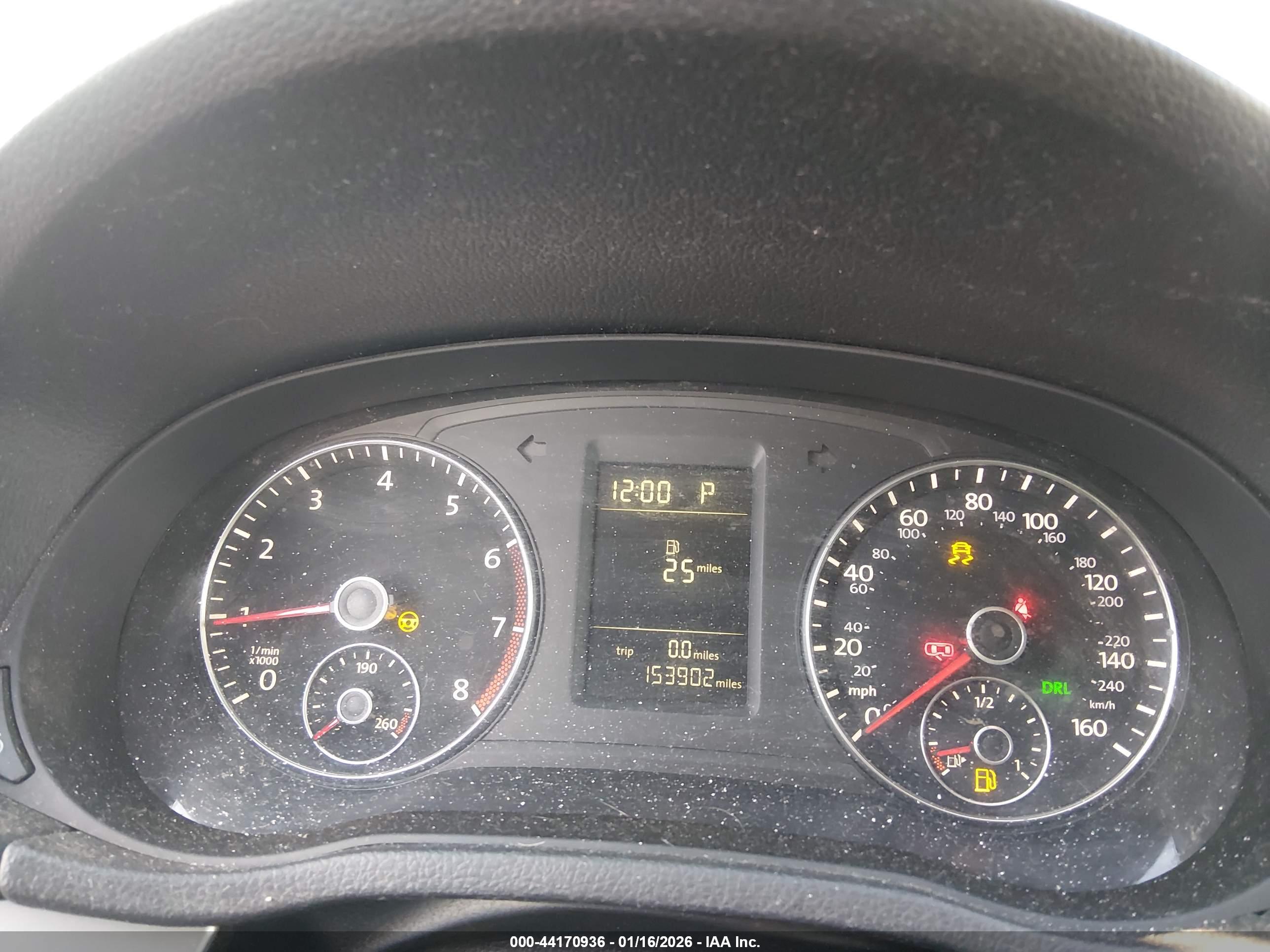 VOLKSWAGEN PASSAT image 7