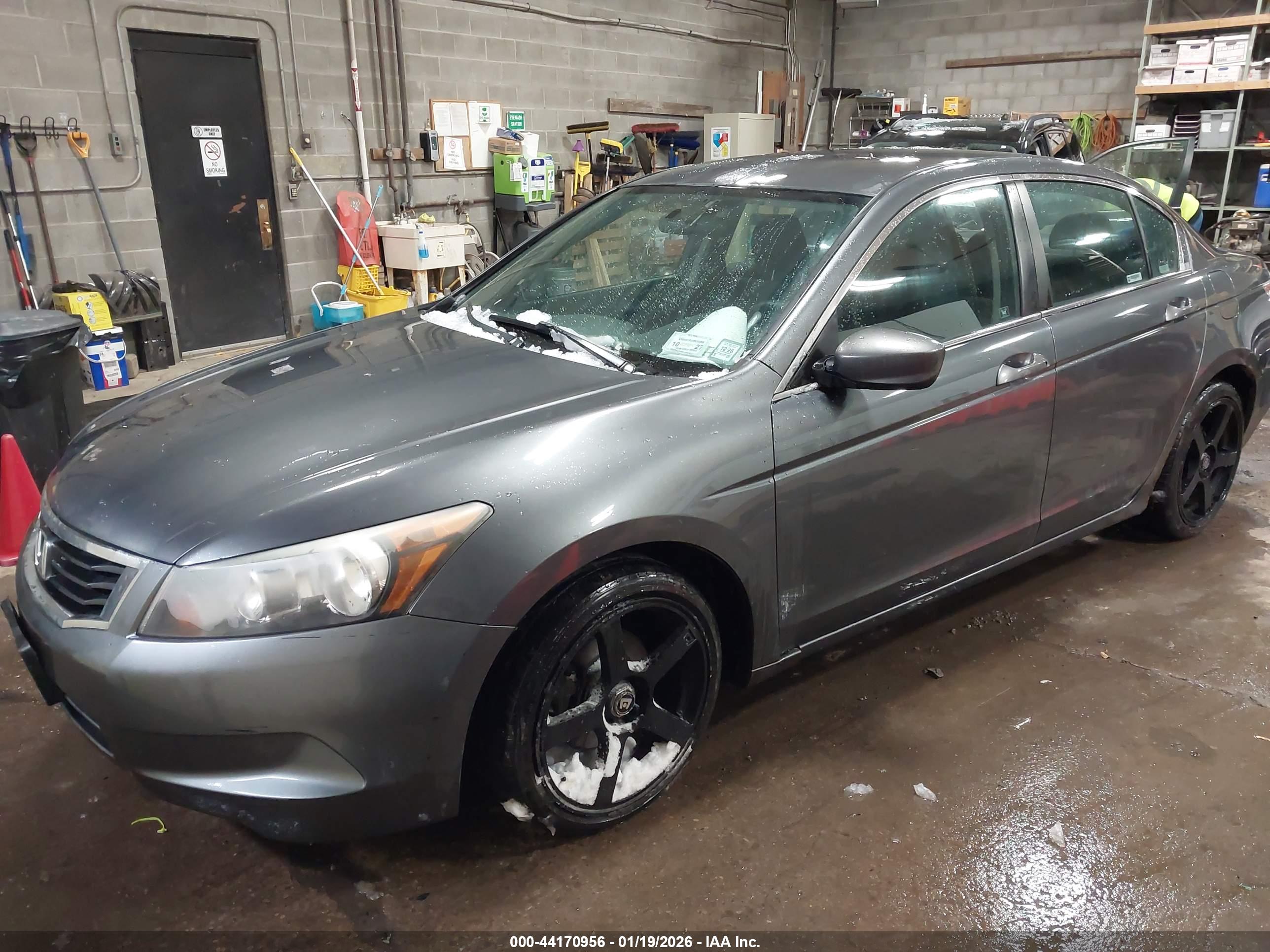 HONDA ACCORD image 2