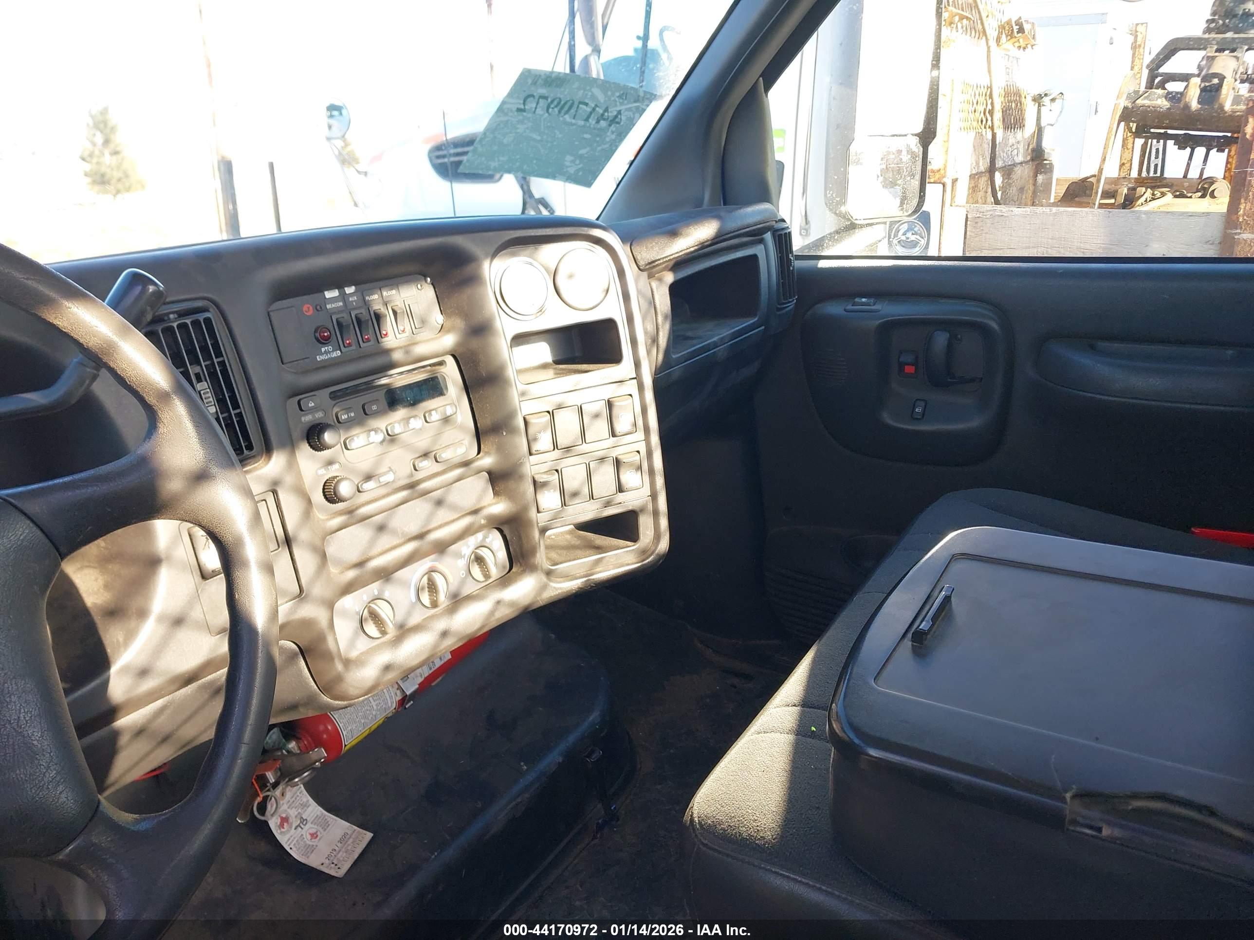 CHEVROLET CC5500 image 7