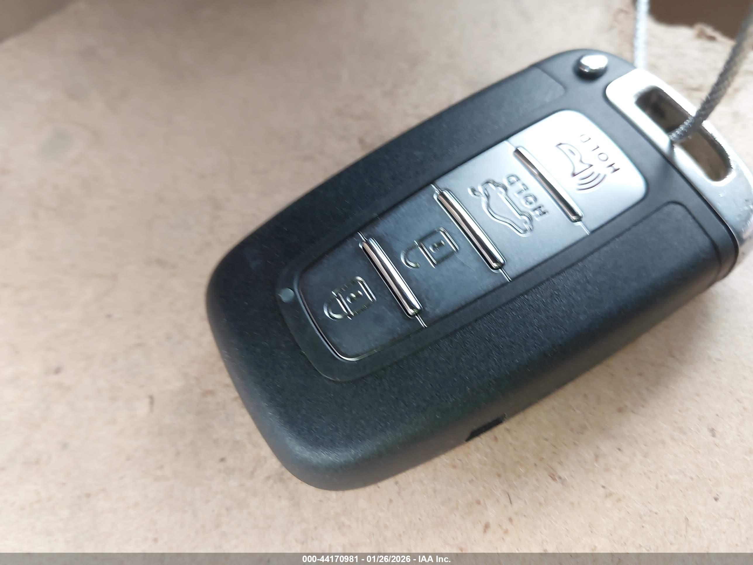 HYUNDAI SONATA image 11