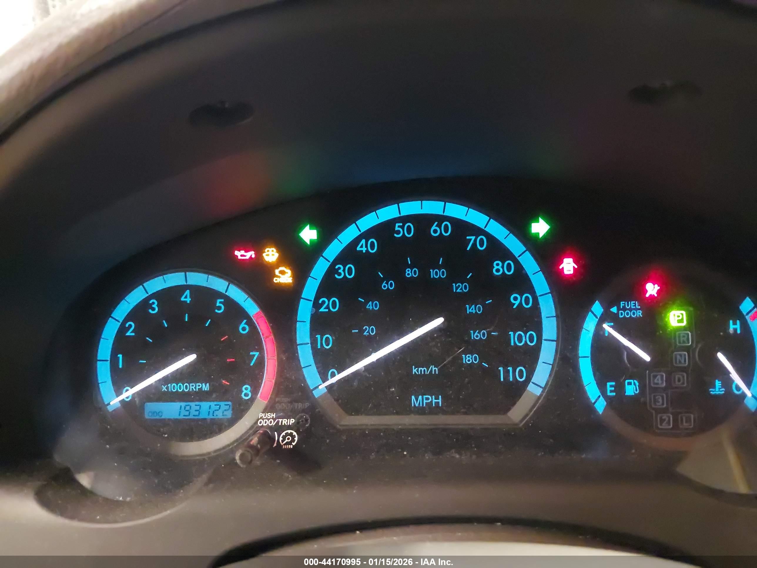 TOYOTA SIENNA image 7