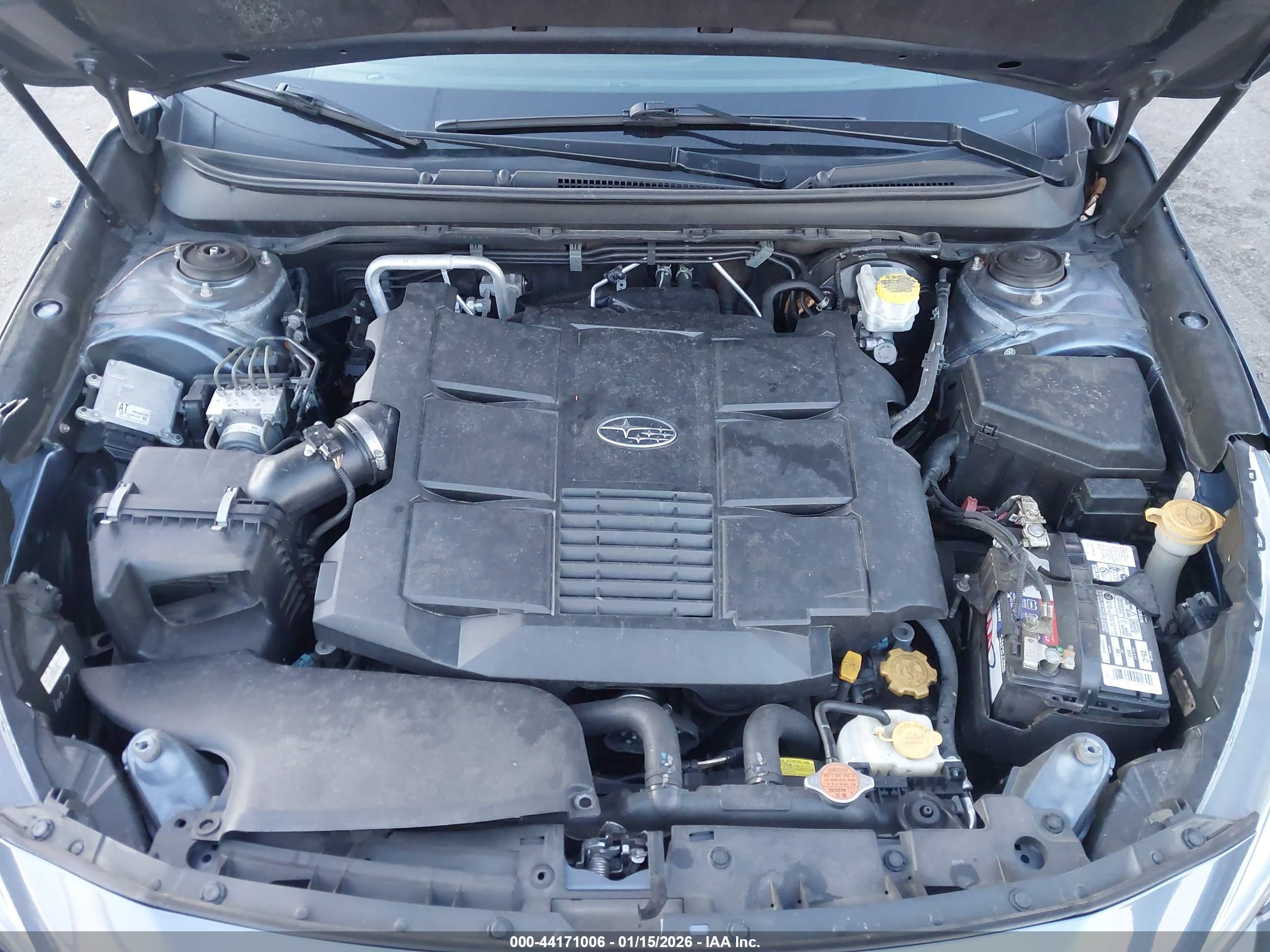 SUBARU OUTBACK image 10