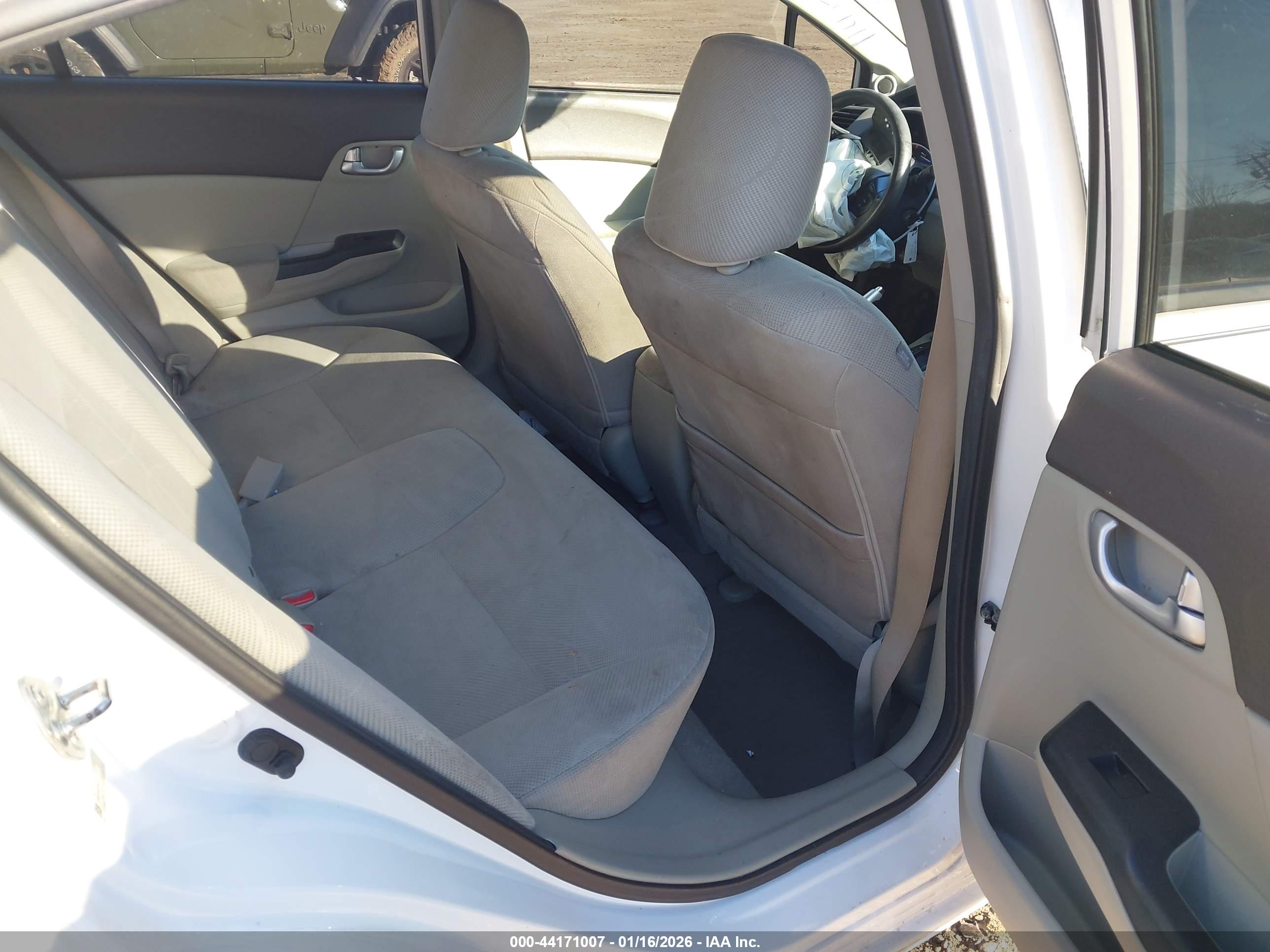 HONDA CIVIC image 8