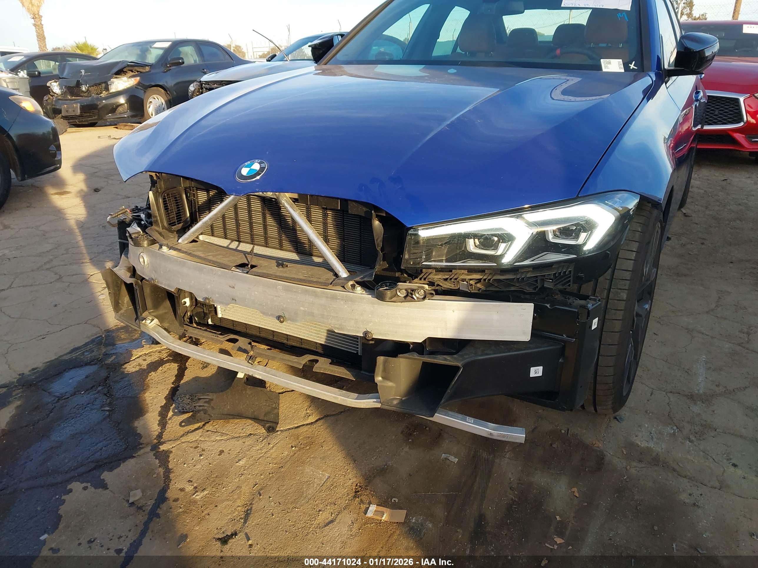 BMW M340I image 6