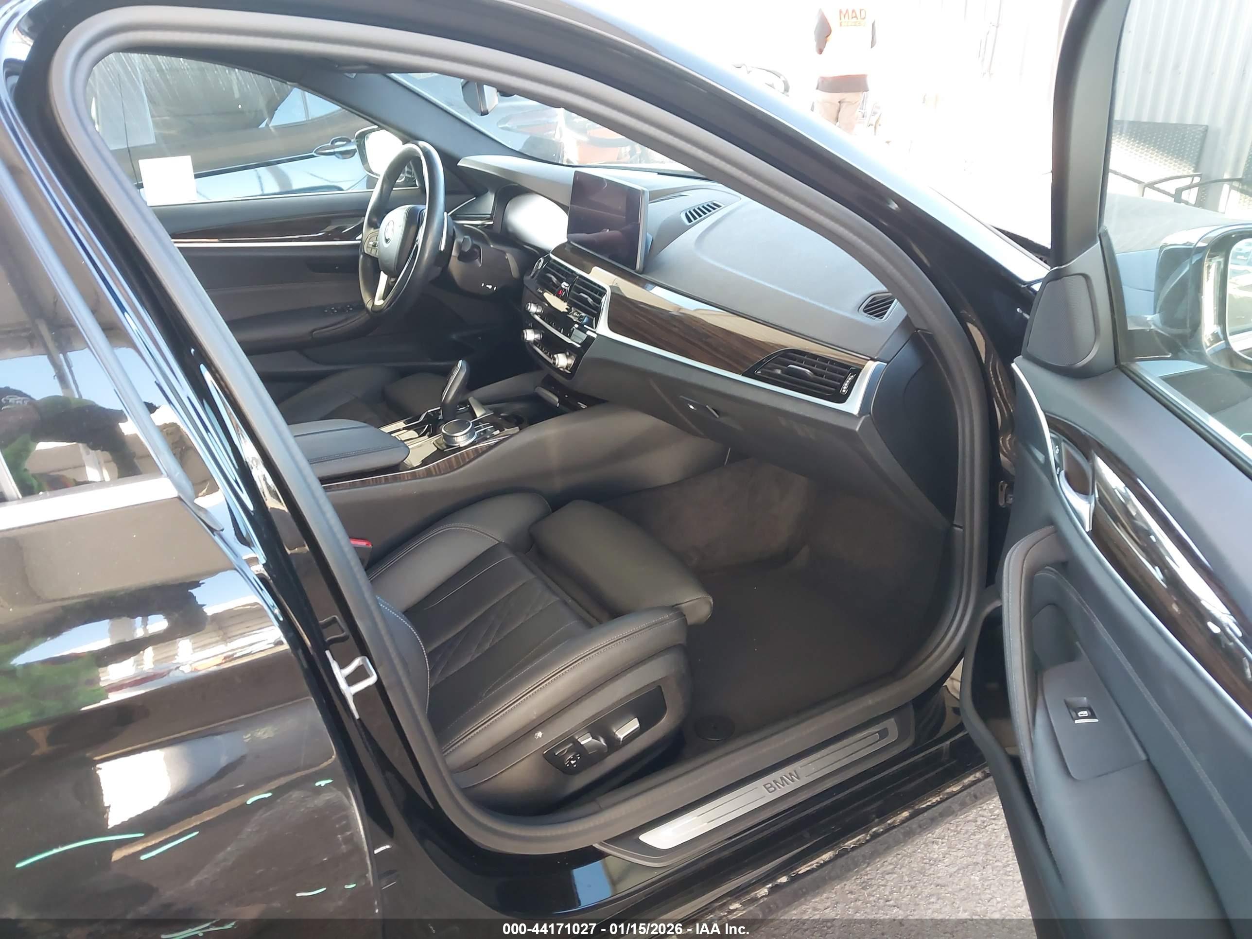 BMW 530I image 5
