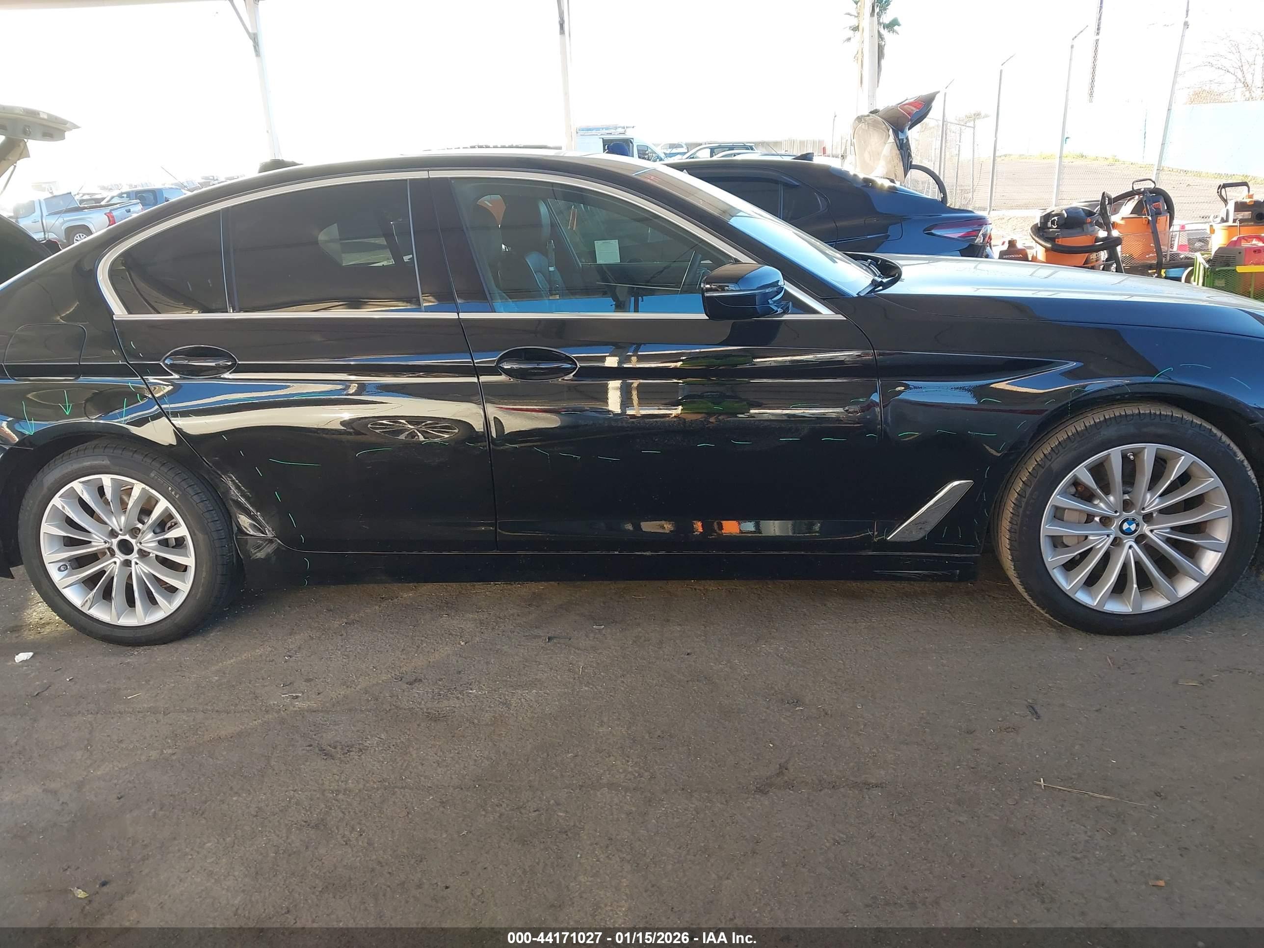 BMW 530I image 6