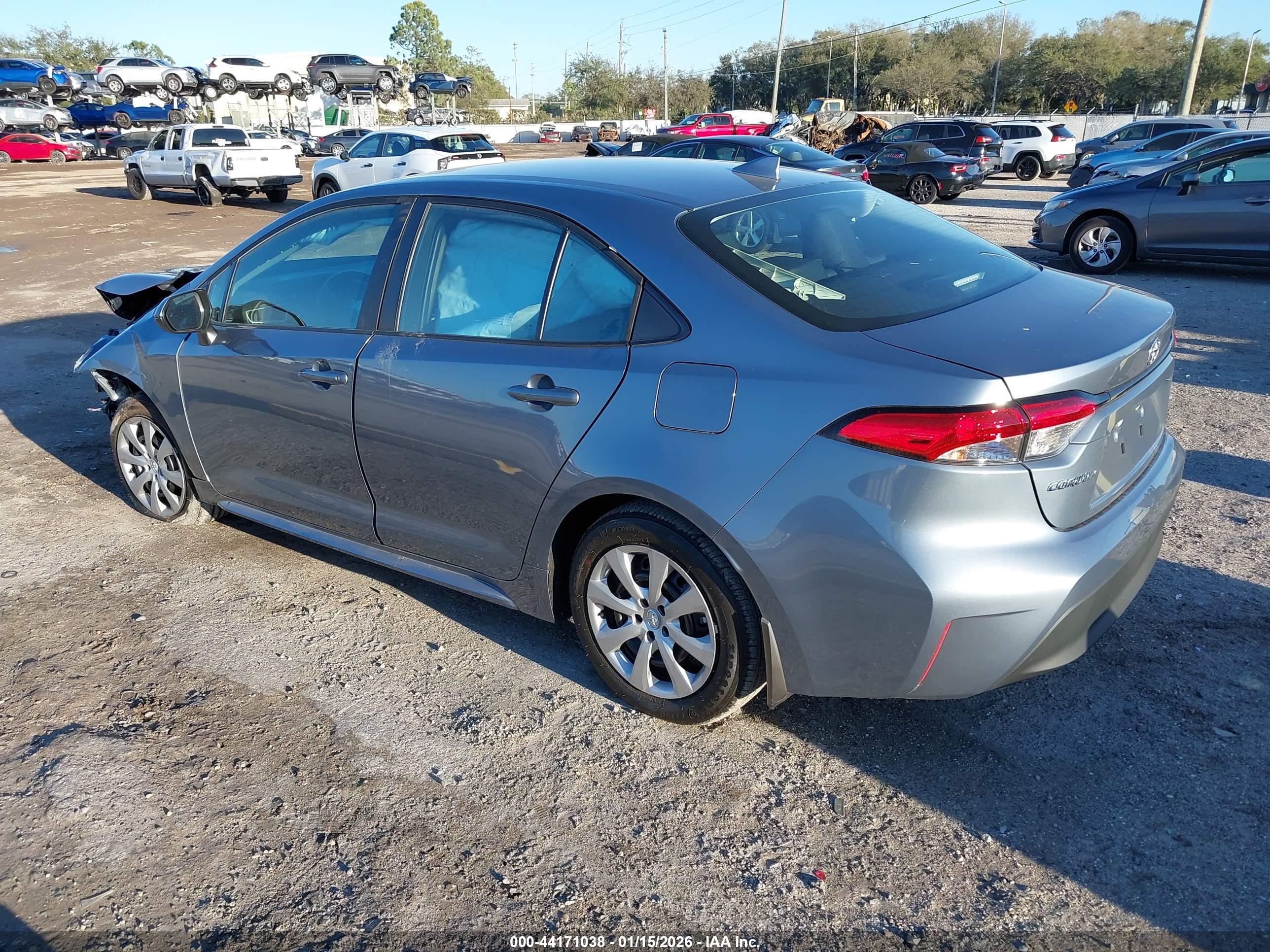 TOYOTA COROLLA image 3