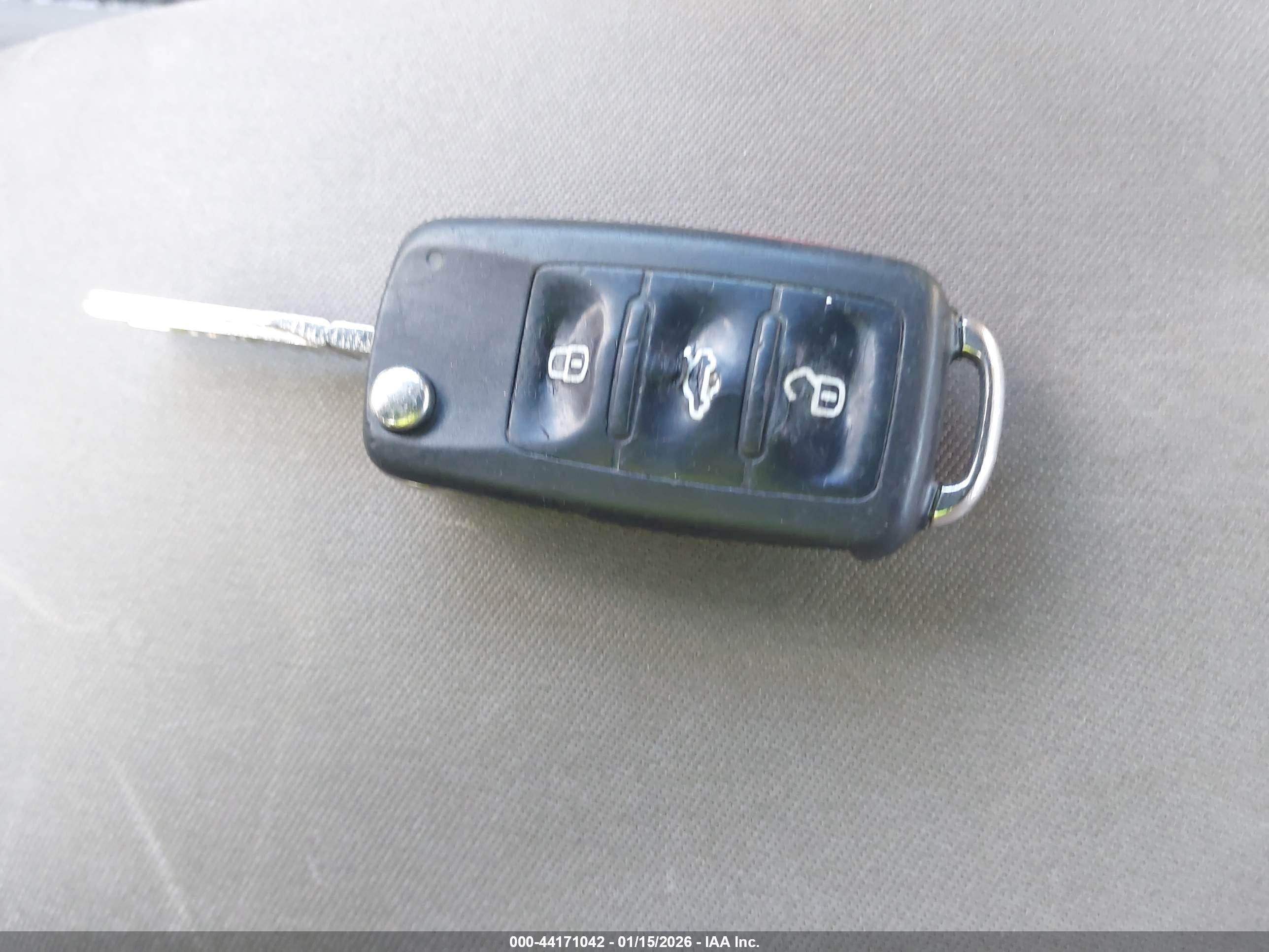 VOLKSWAGEN JETTA image 11