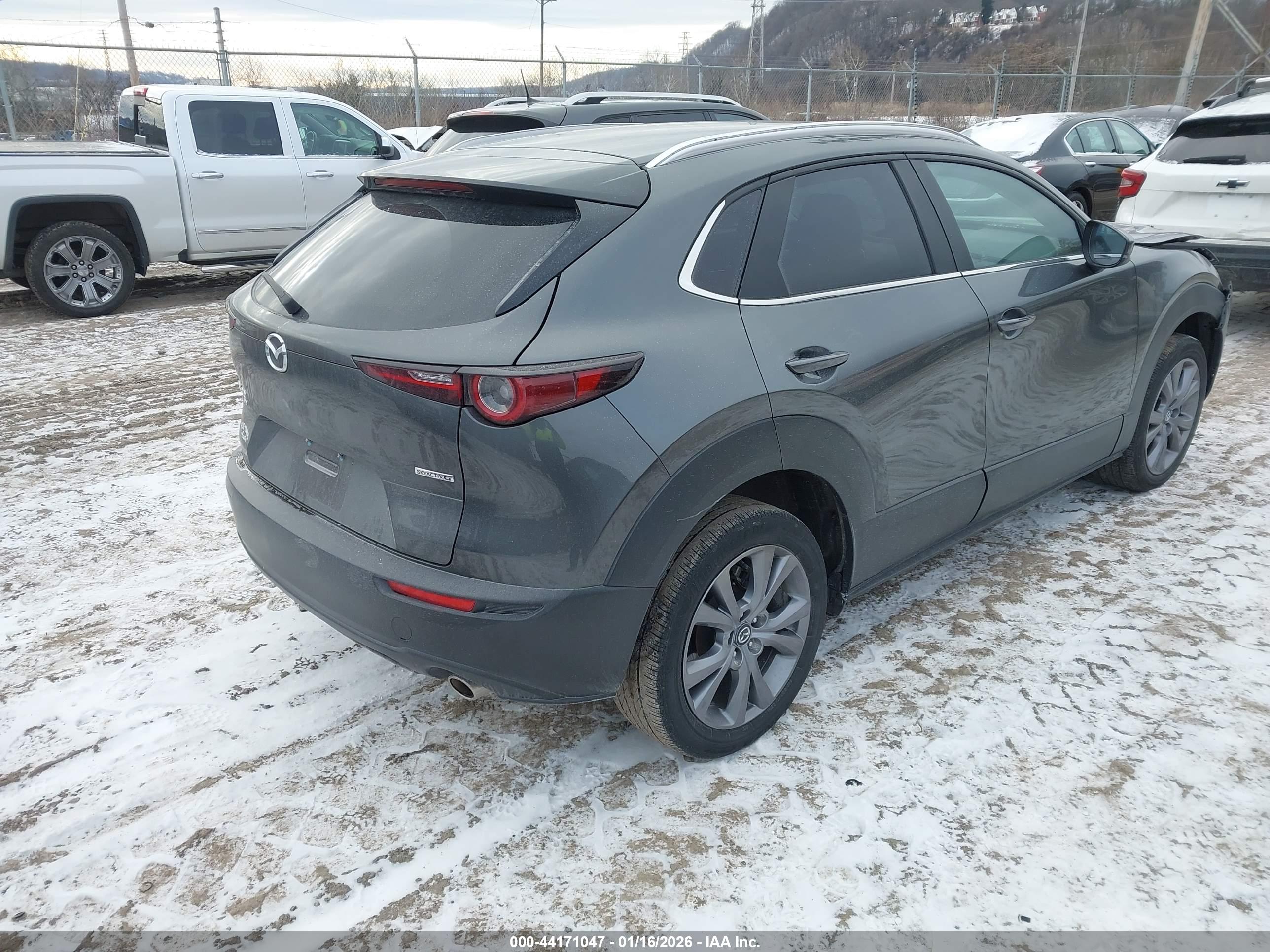 MAZDA CX-30 image 4