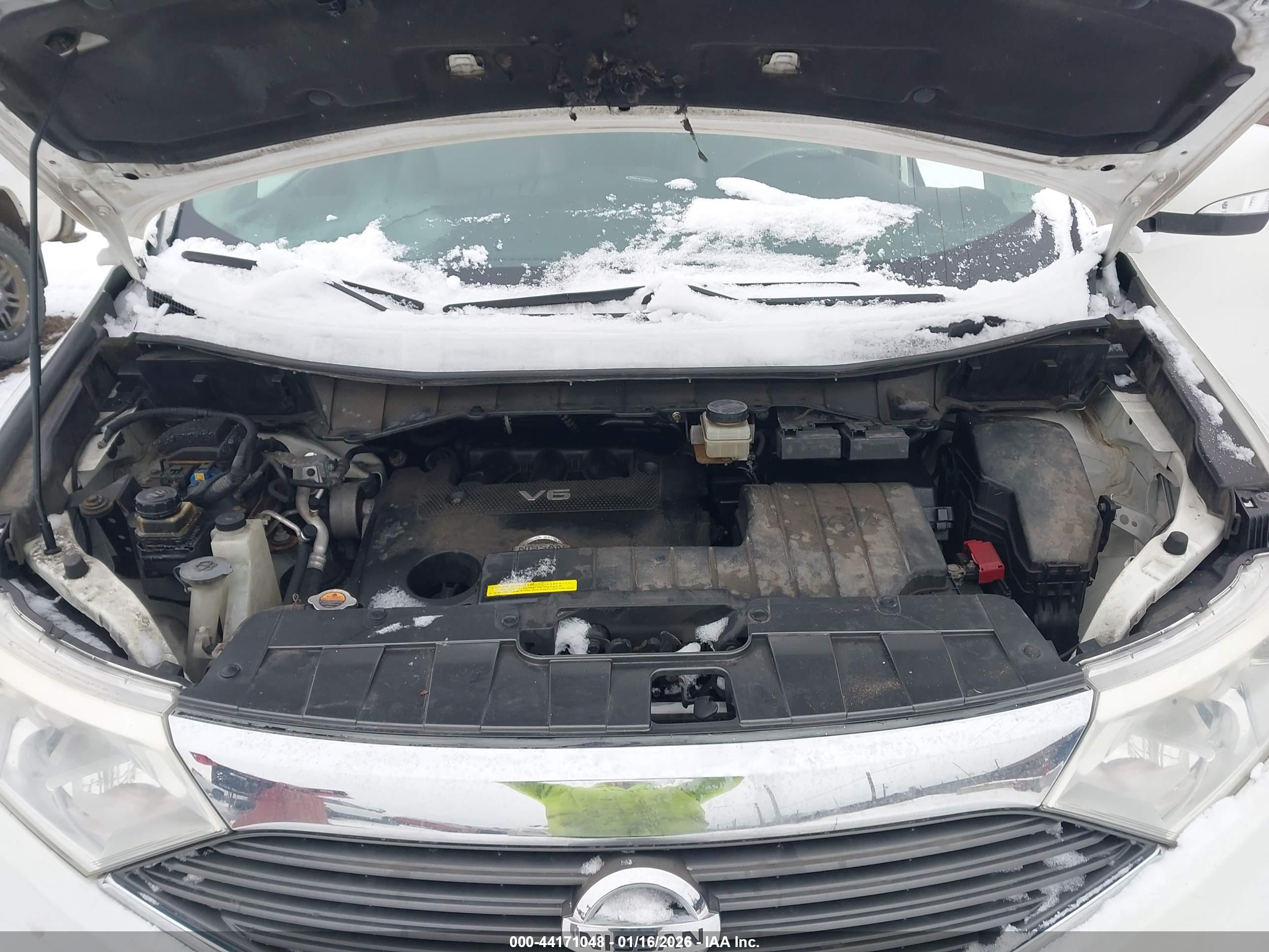 NISSAN QUEST image 10