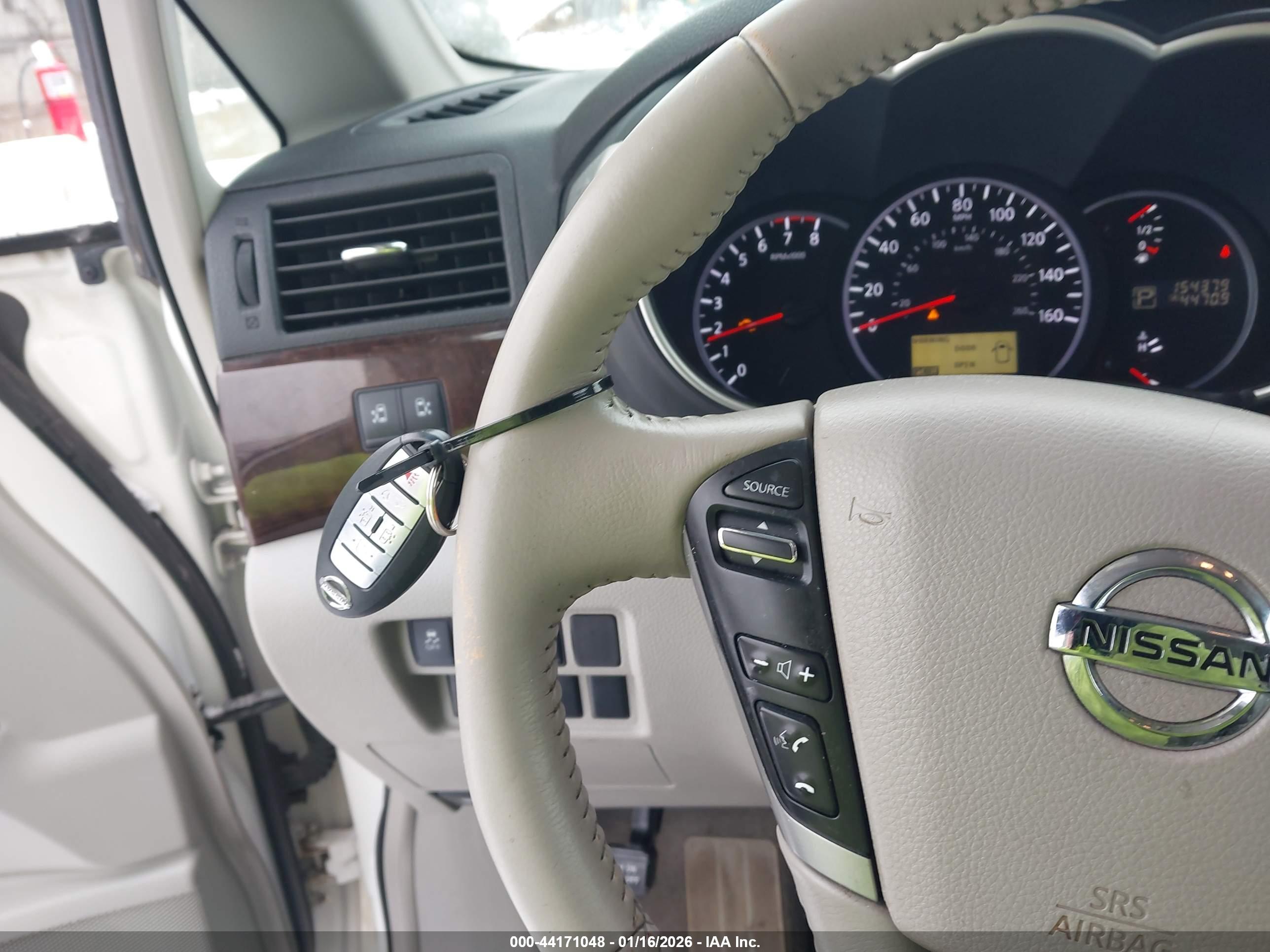 NISSAN QUEST image 11