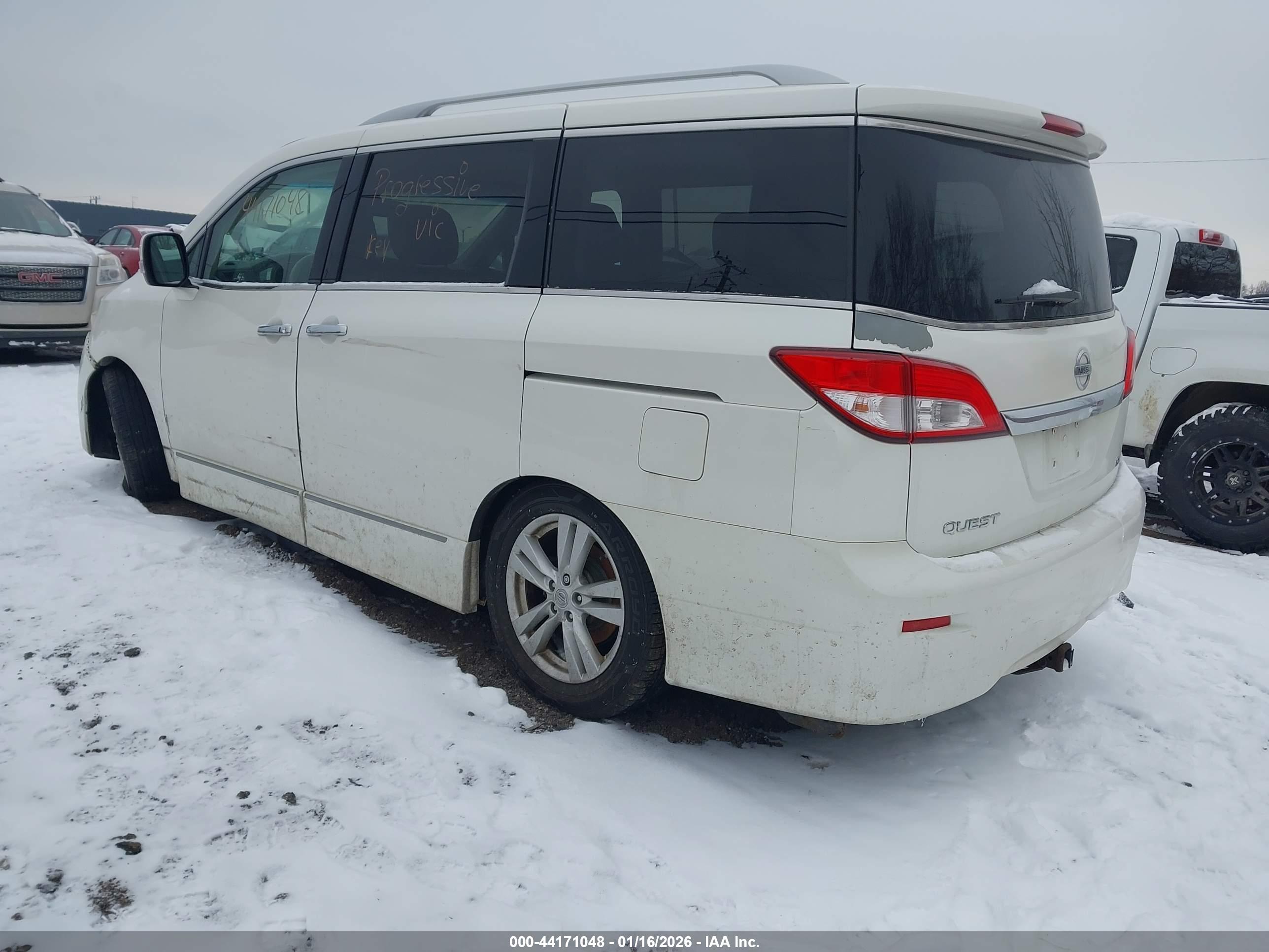 NISSAN QUEST image 3