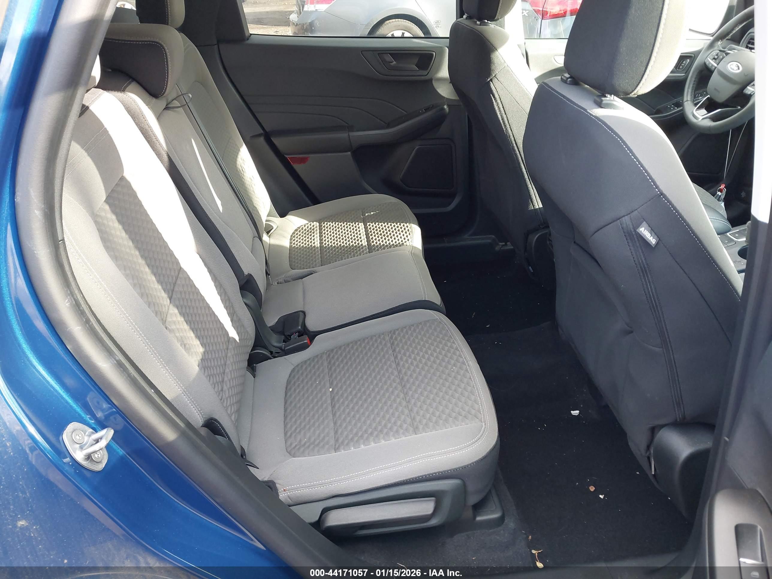 FORD ESCAPE image 8