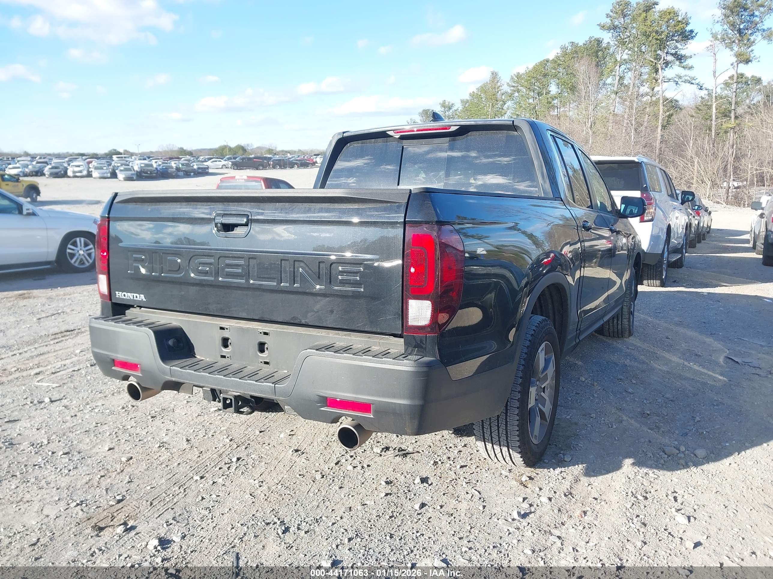 HONDA RIDGELINE image 4