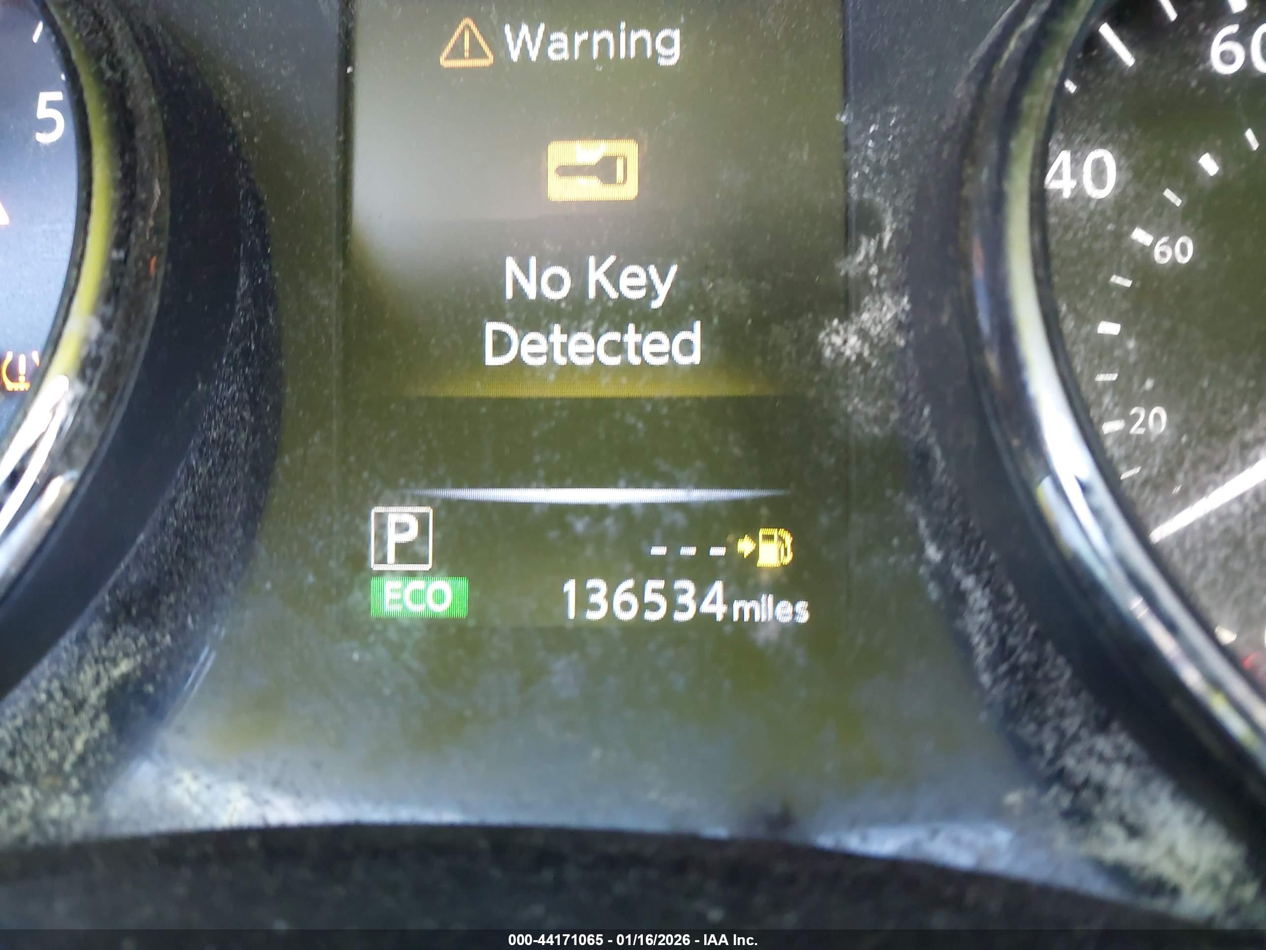 NISSAN ROGUE image 7