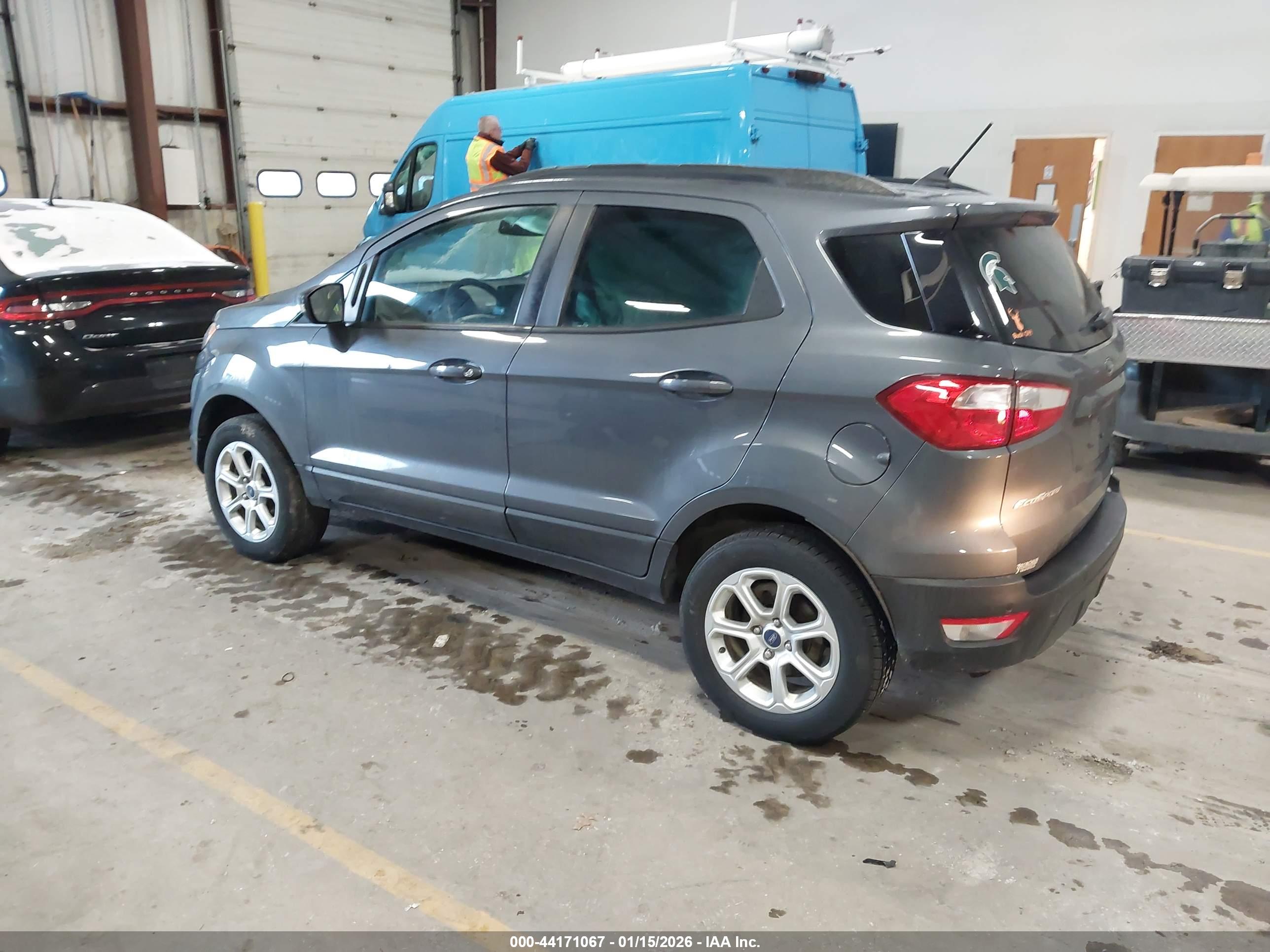 FORD ECOSPORT image 3